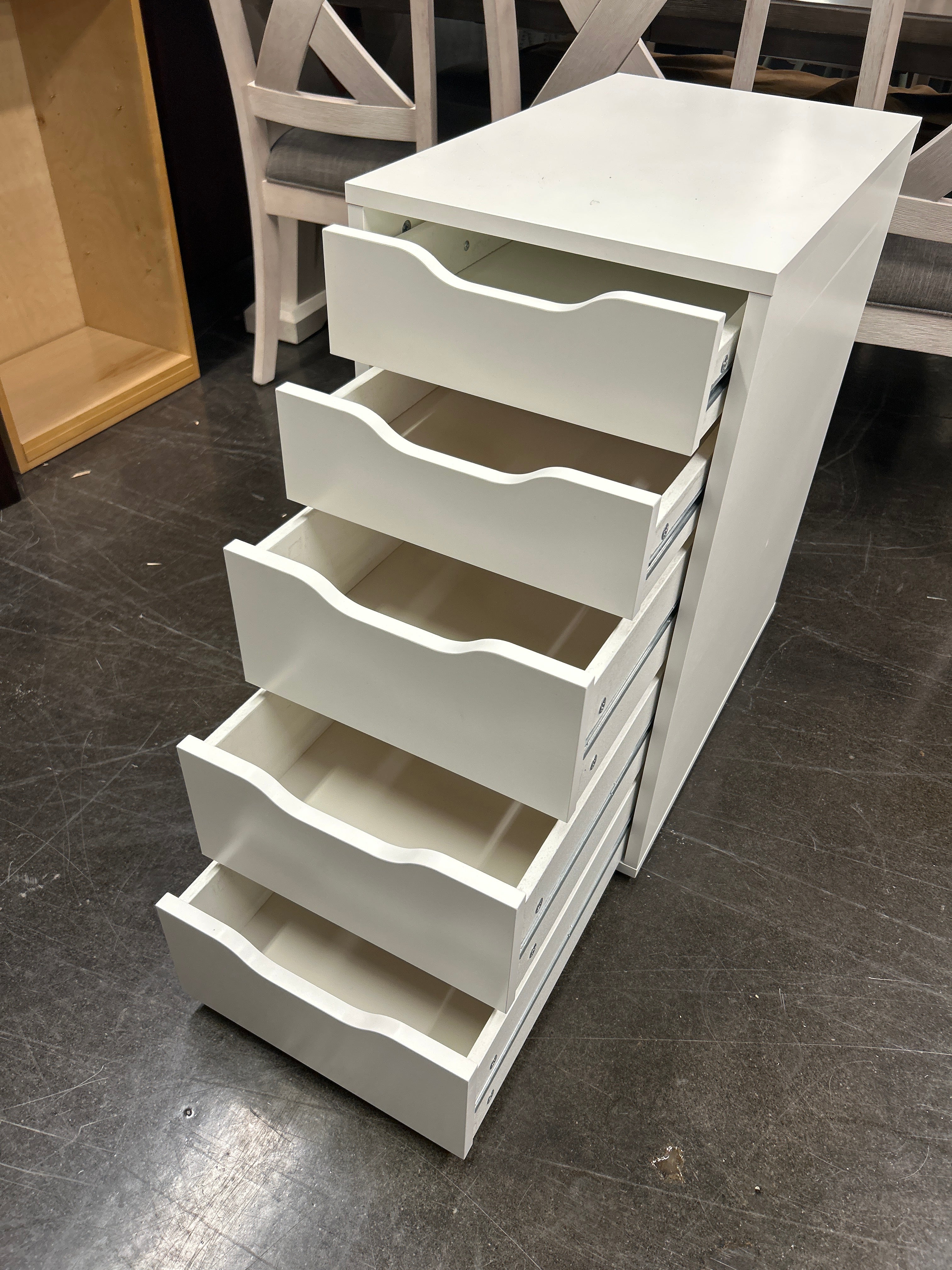 White 5 Drawer Cabinet