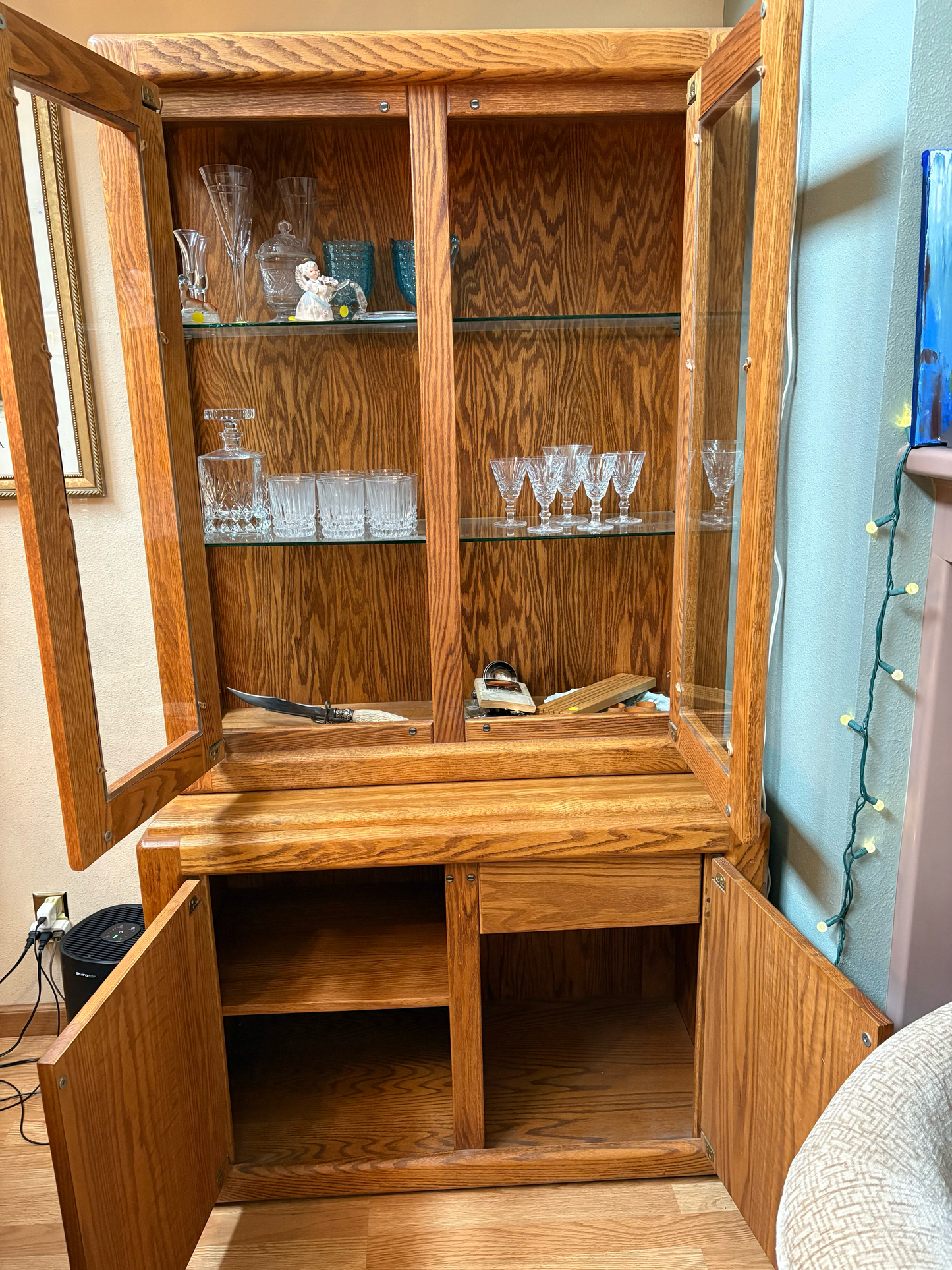 Oak Hutch