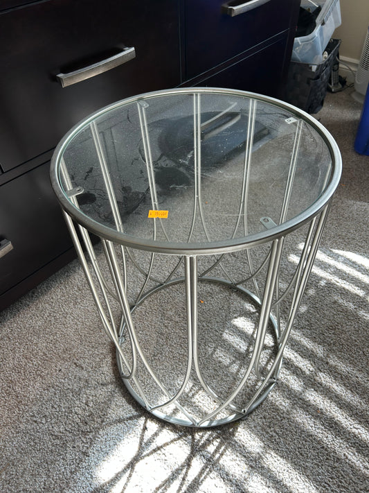 Circle Side Table w/ Glass