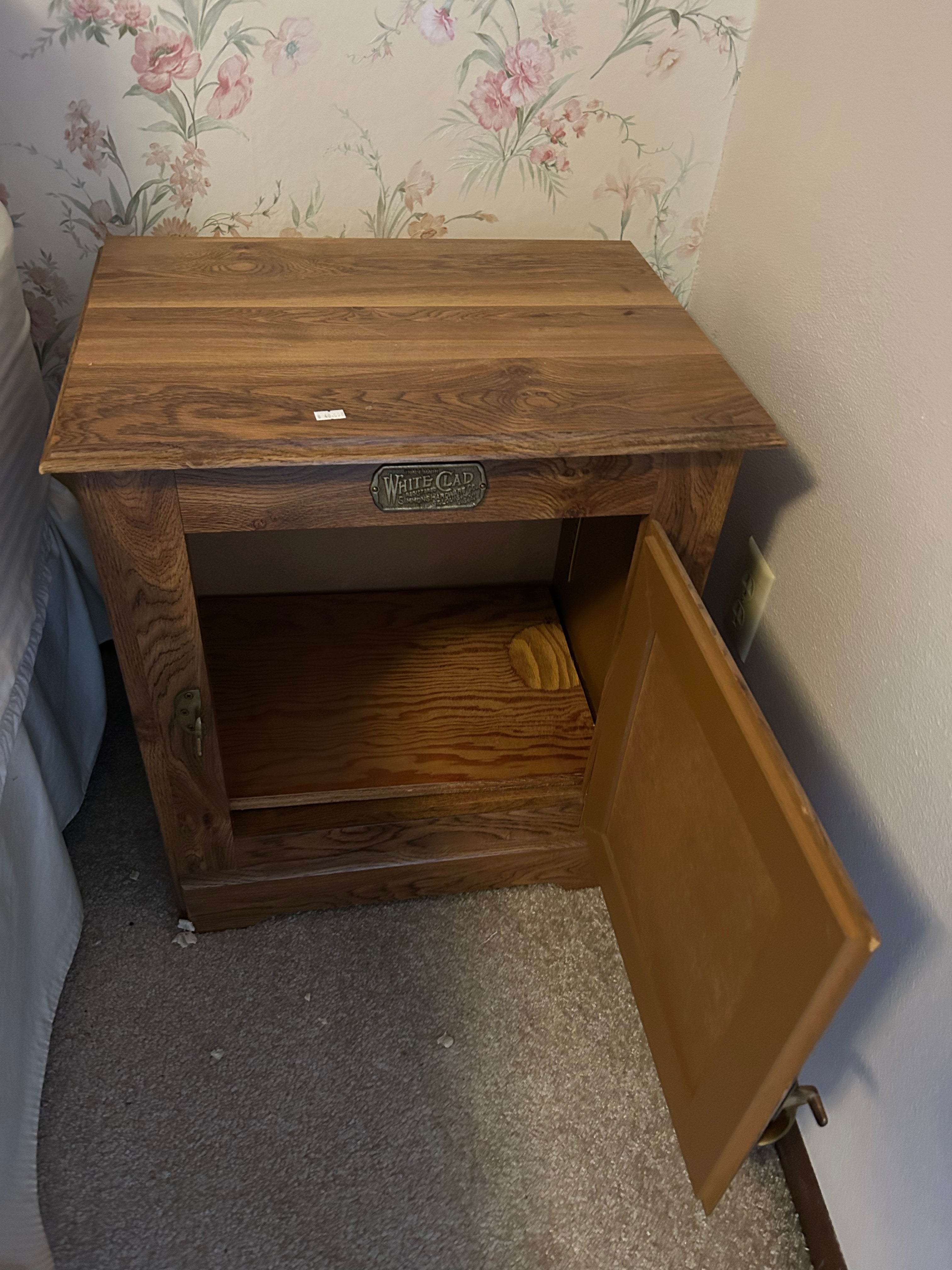 WhiteClad IceBox Night Stand Table