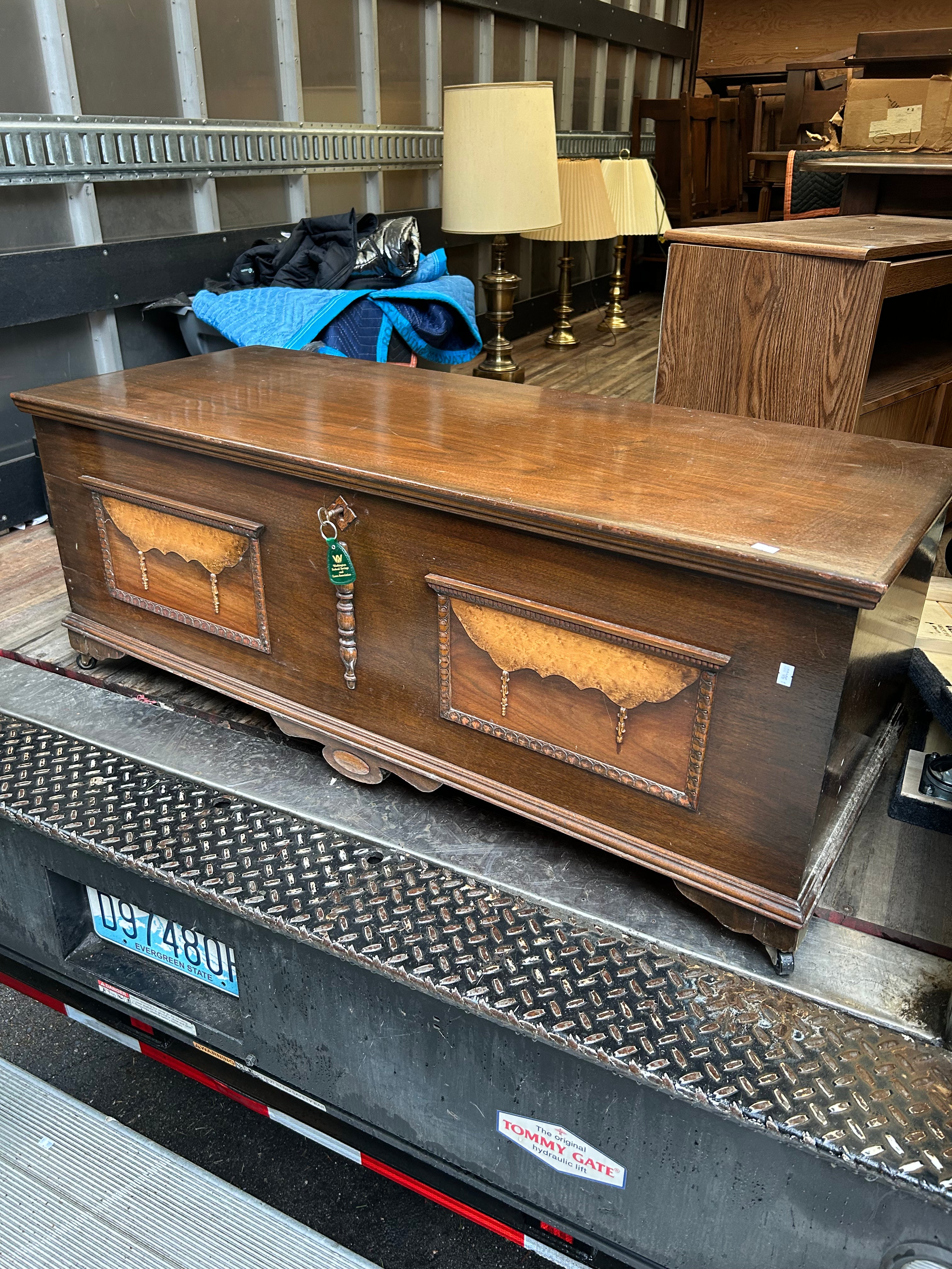 1930'5-40's Hope Chest/Trunk With Key