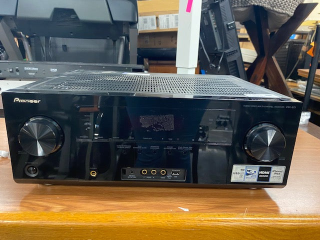 Pioneer Multi-Channel Receiver VSX-821