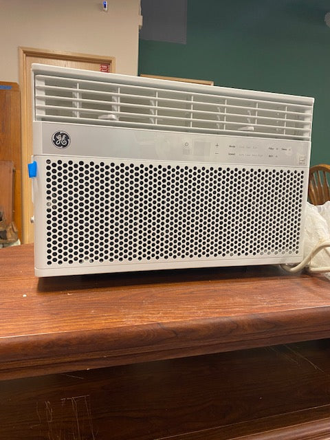 GE Appliances 8,000 BTU Smart Room Air Conditioner