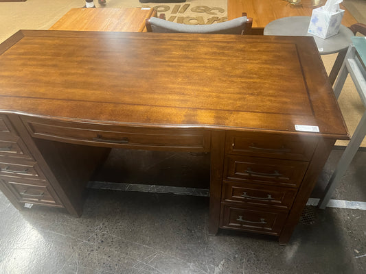 Office Executive Desk w/ Power Strip