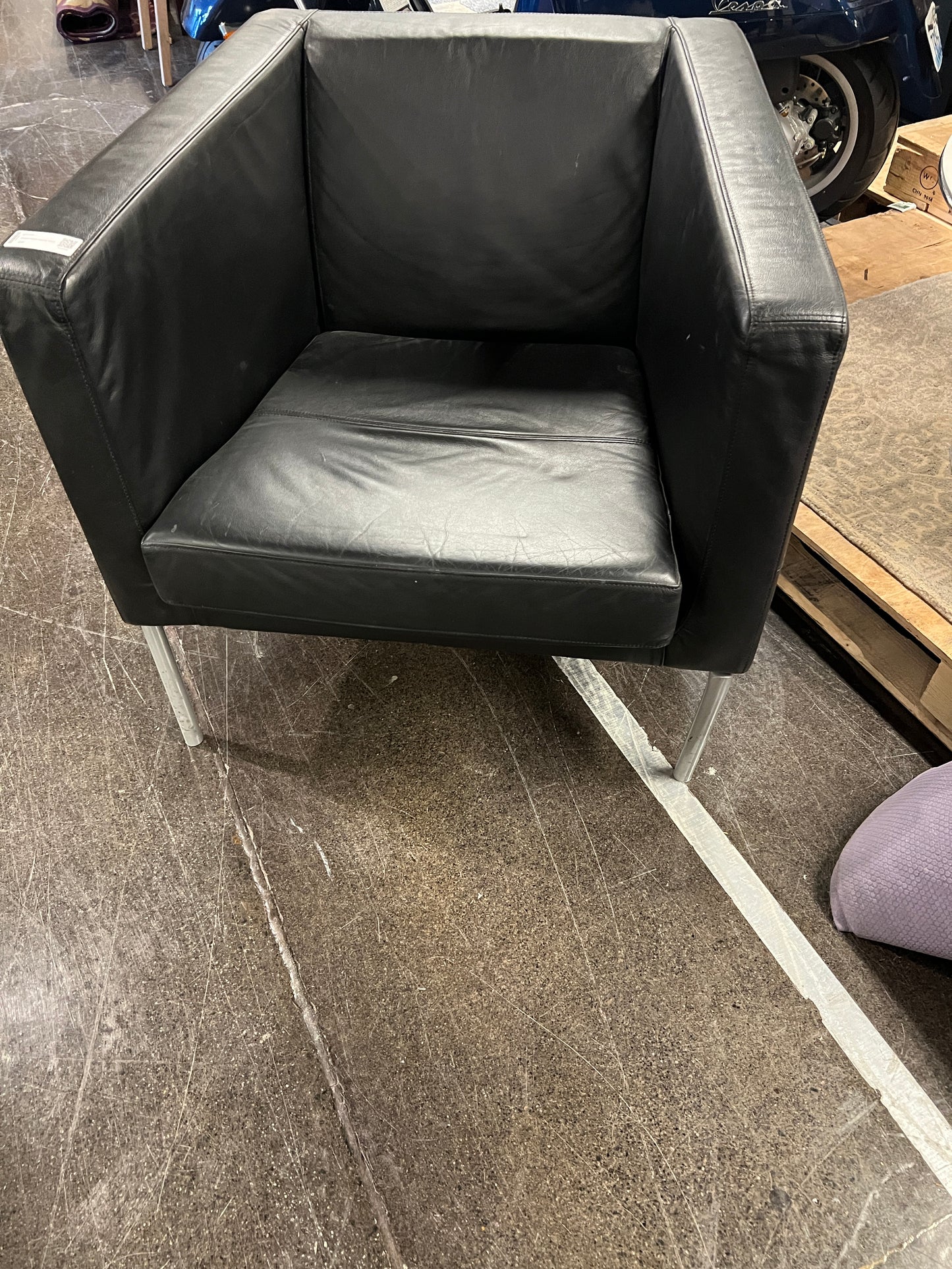 Modern Black Leather Chair