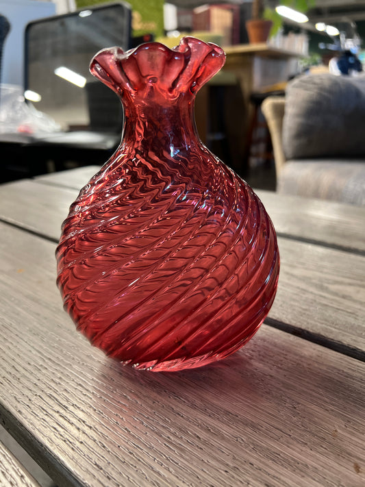 Pink Wavy Stem Vase