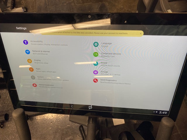 Peloton Stationary Bike Model PLTN-RB1VQ 21.5" HD Touch Screen (3rd Generation)