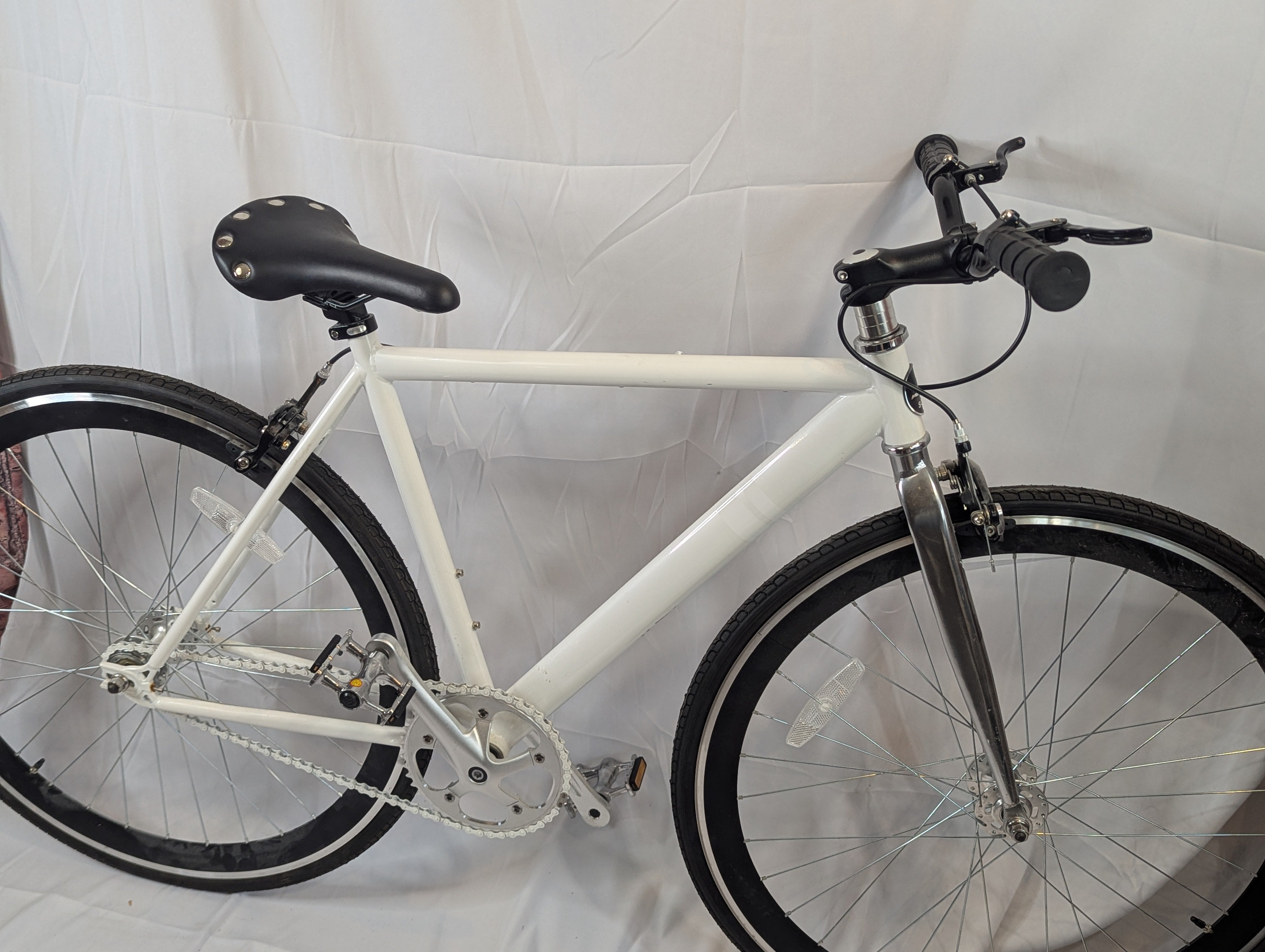 Sole Fixie White bike, white Black Accent