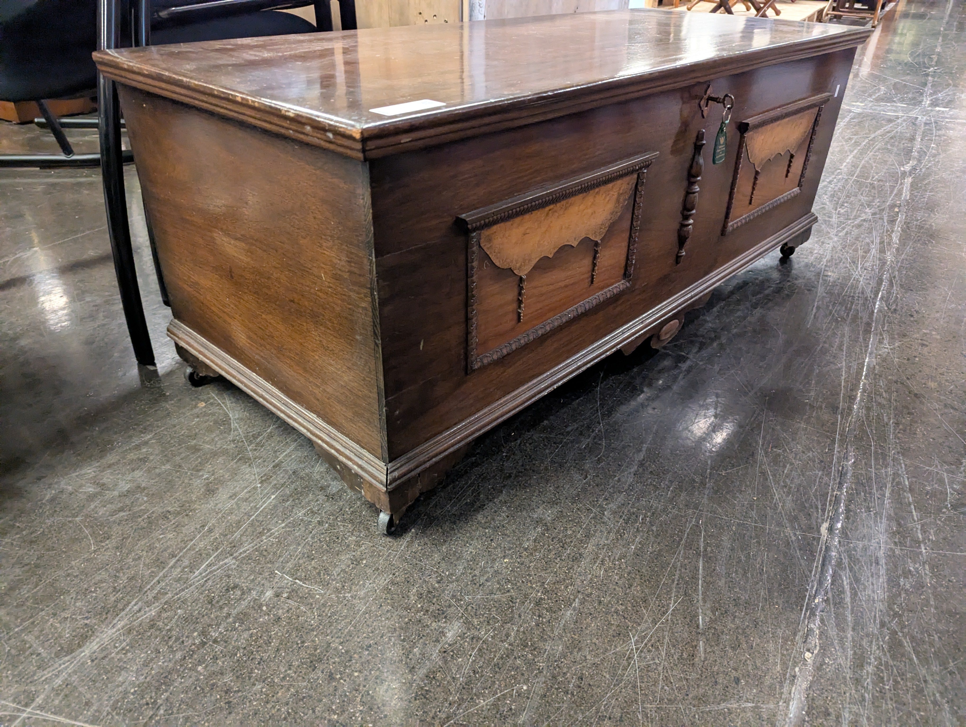 1930'5-40's Hope Chest/Trunk With Key