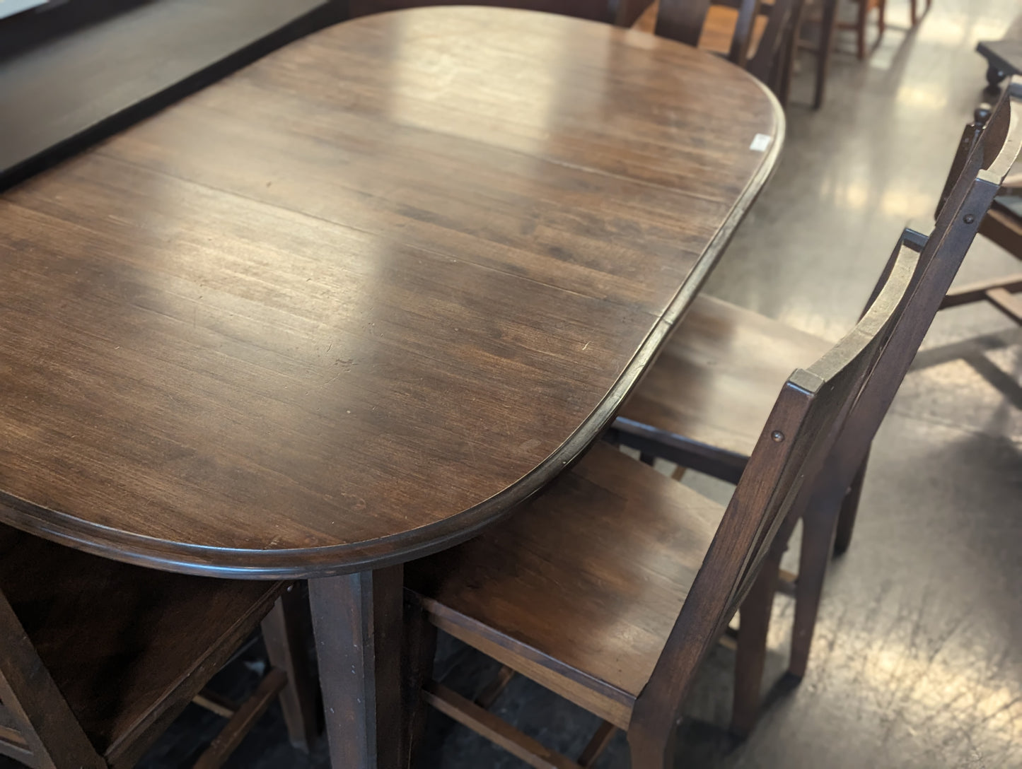 Dining Table 6 Chairs w/ 2 Leaves