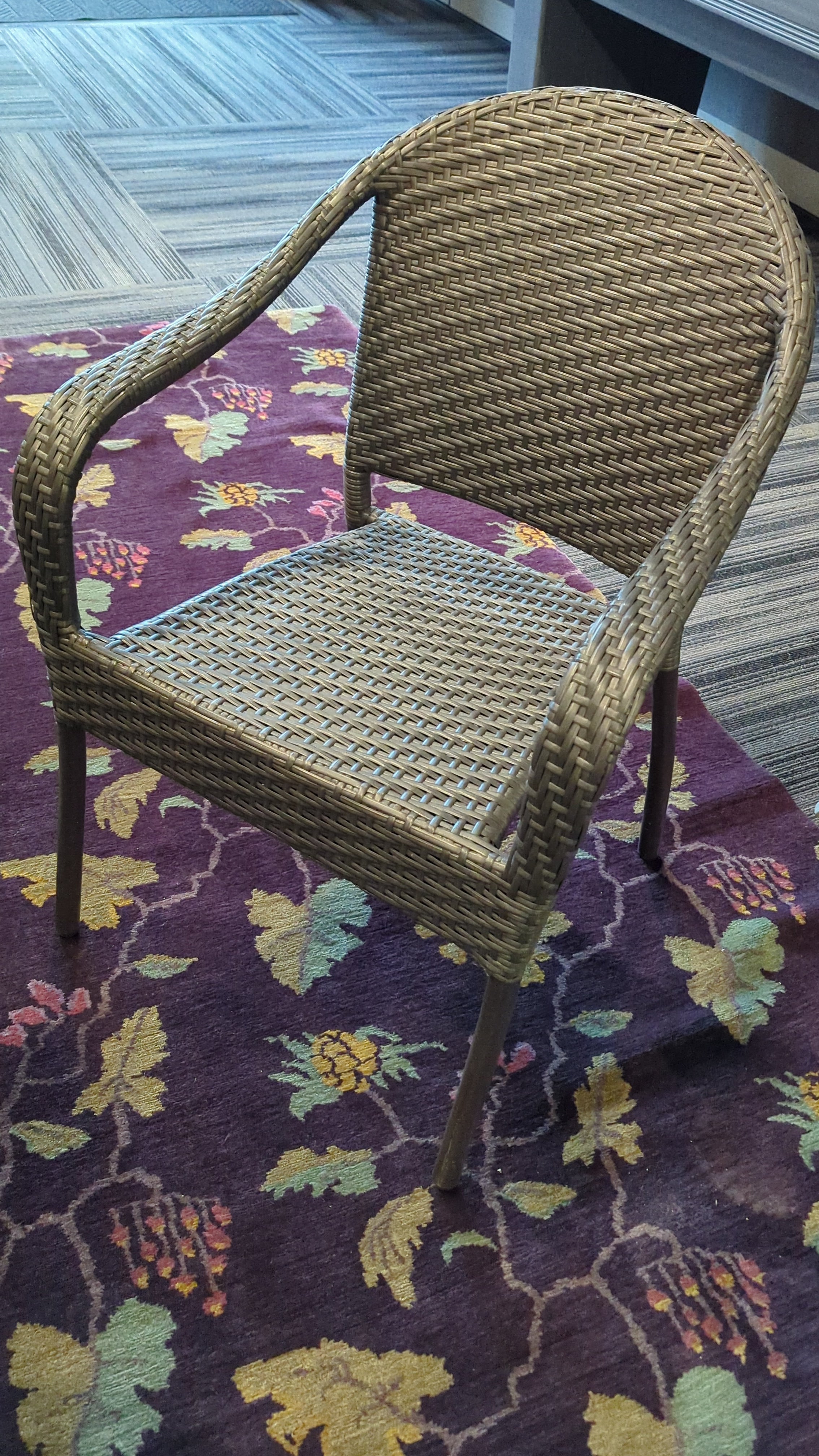 Frontgate Metal And Wicker Table And 4 Chairs