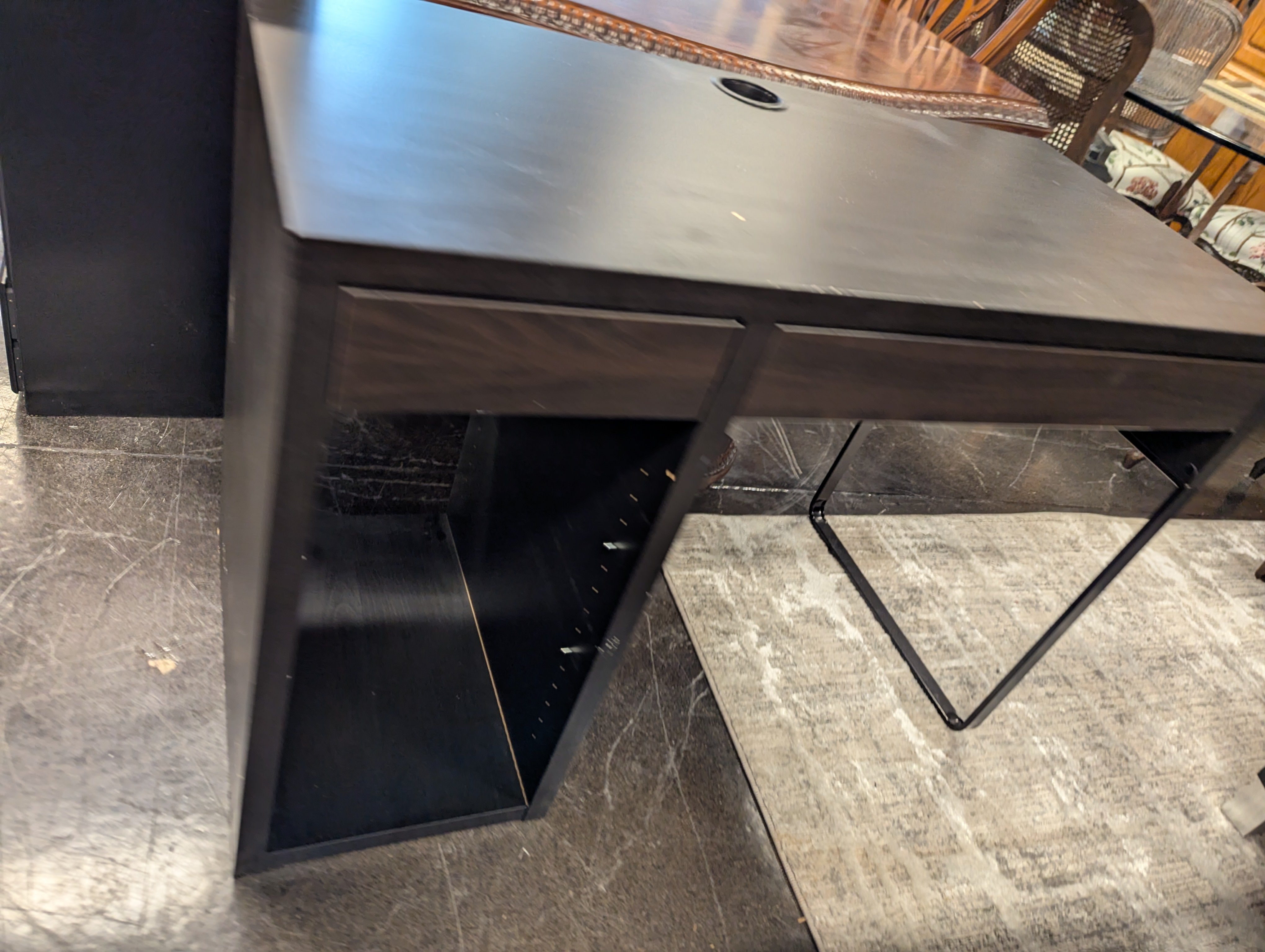 Black Modern Desk