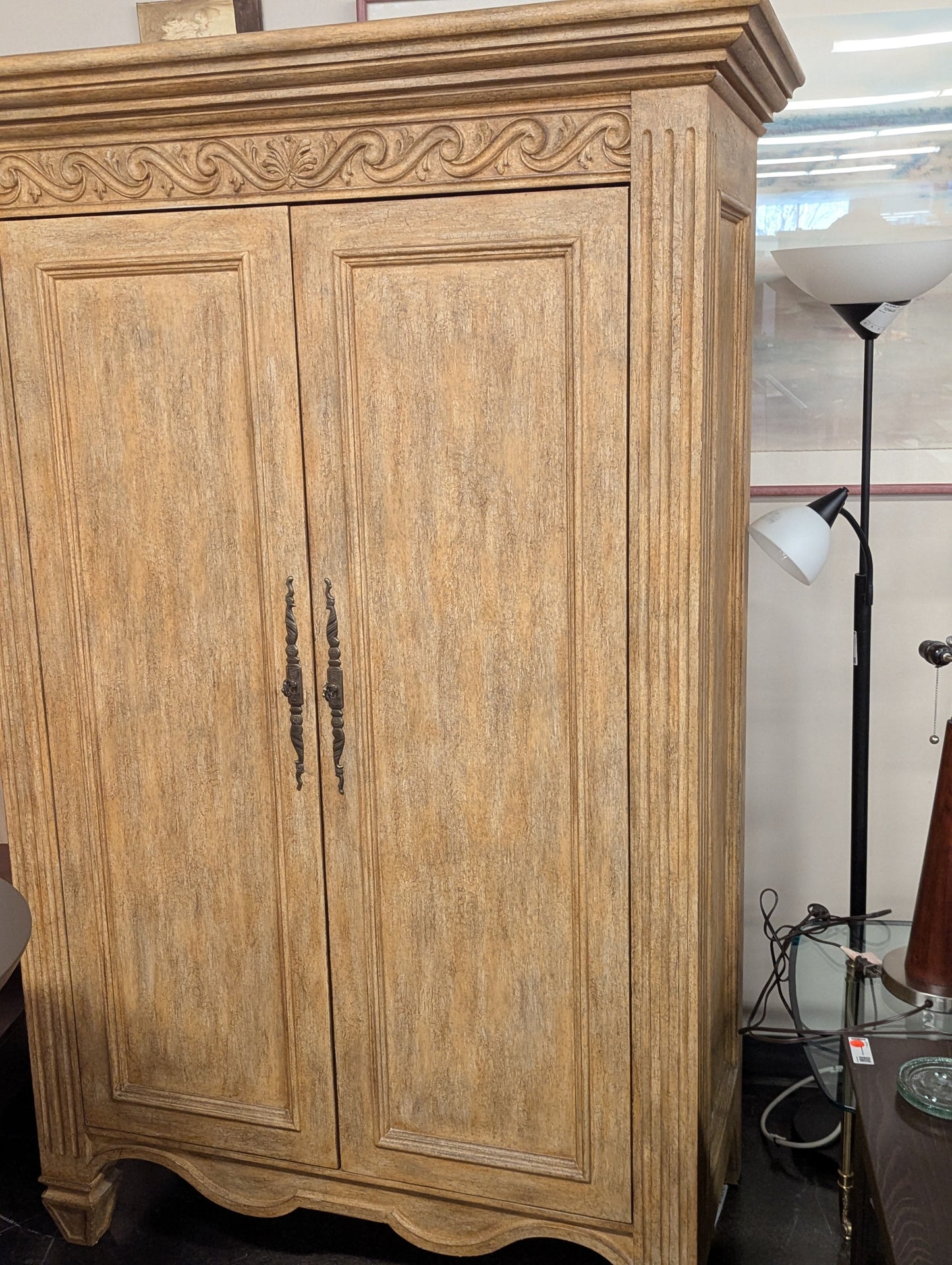 Large Distressed Tuscan Armiore