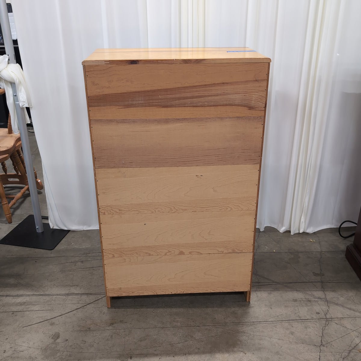 Traditional Six-Drawer Wood Dresser in Pine