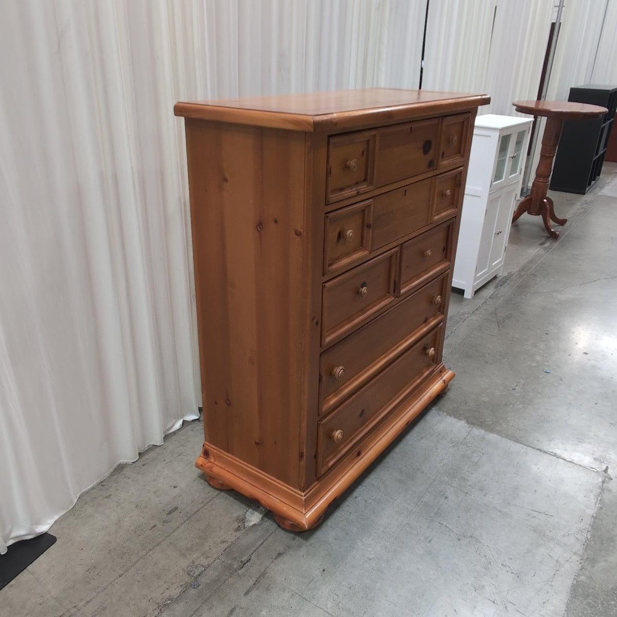 Rustic Pine Style Wood Dresser with Turned Feet