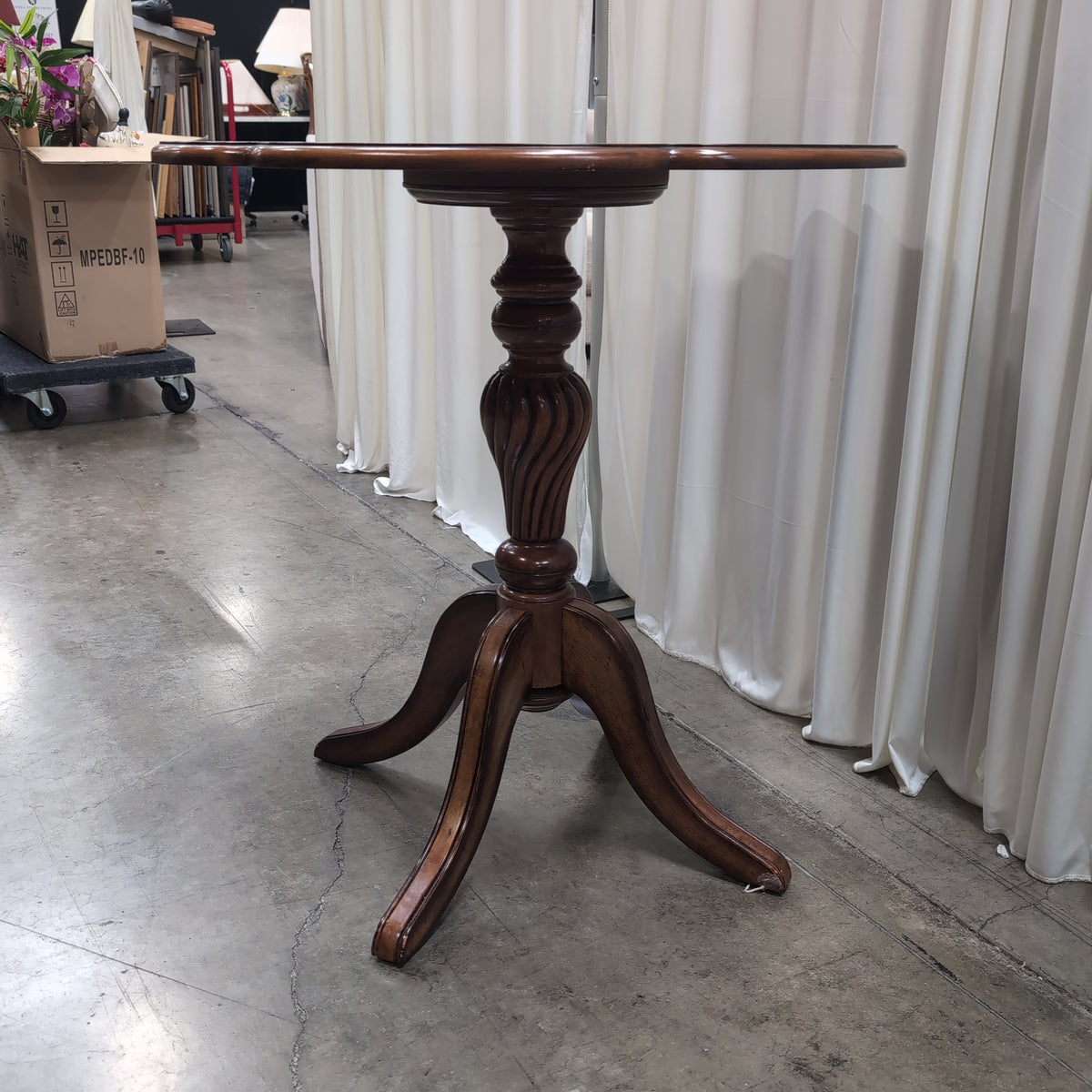 Decorative Inlaid Wood End Table with Pedestal Base