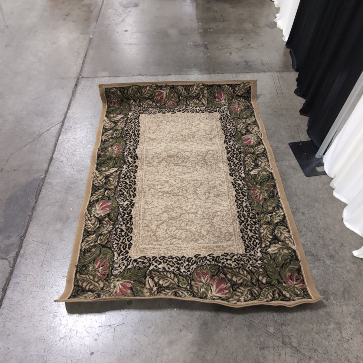 Traditional Beige Floral and Leopard Print Border Area Rug