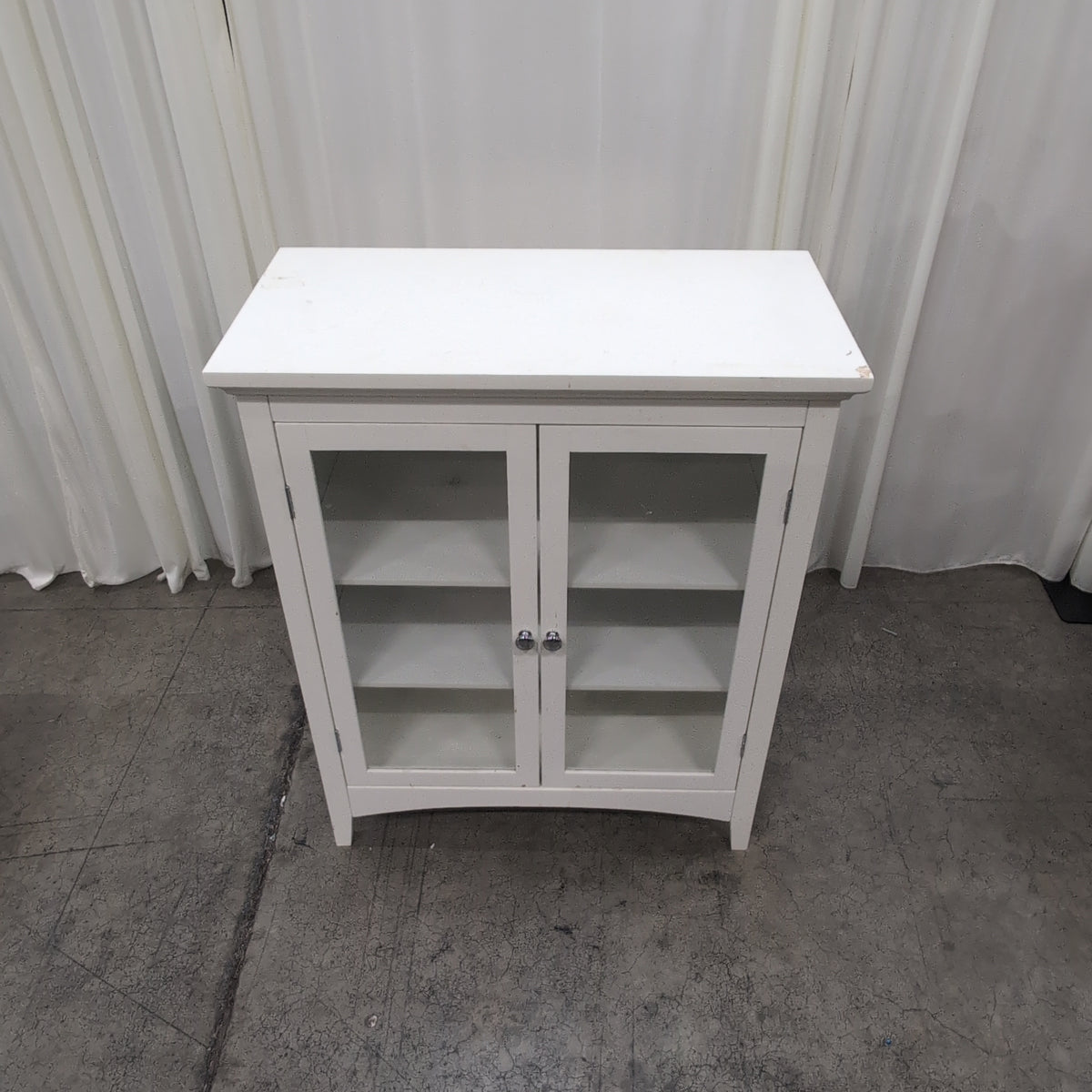 White Wood Display Cabinet with Glass Doors