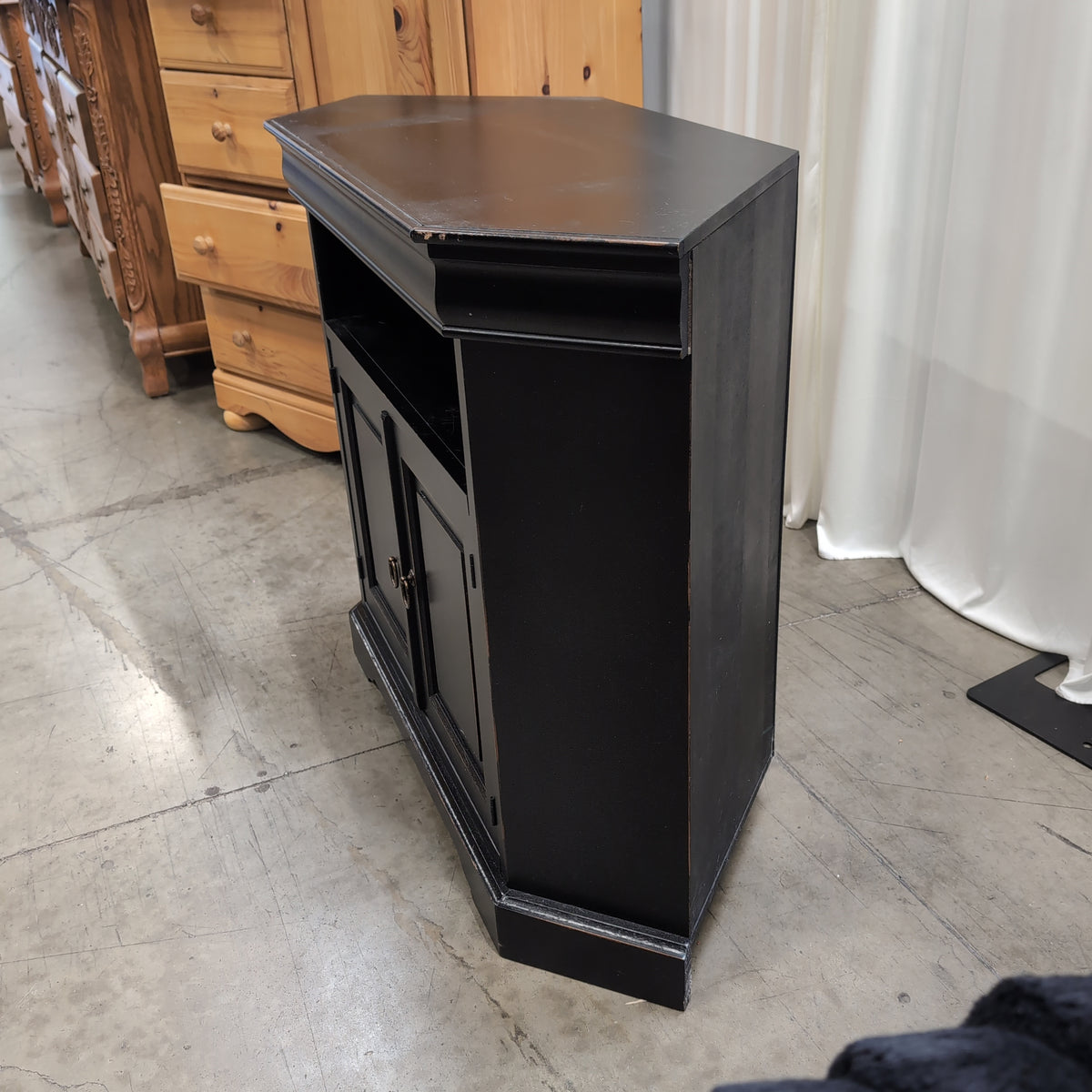 Black Corner TV Stand with Cabinet Doors