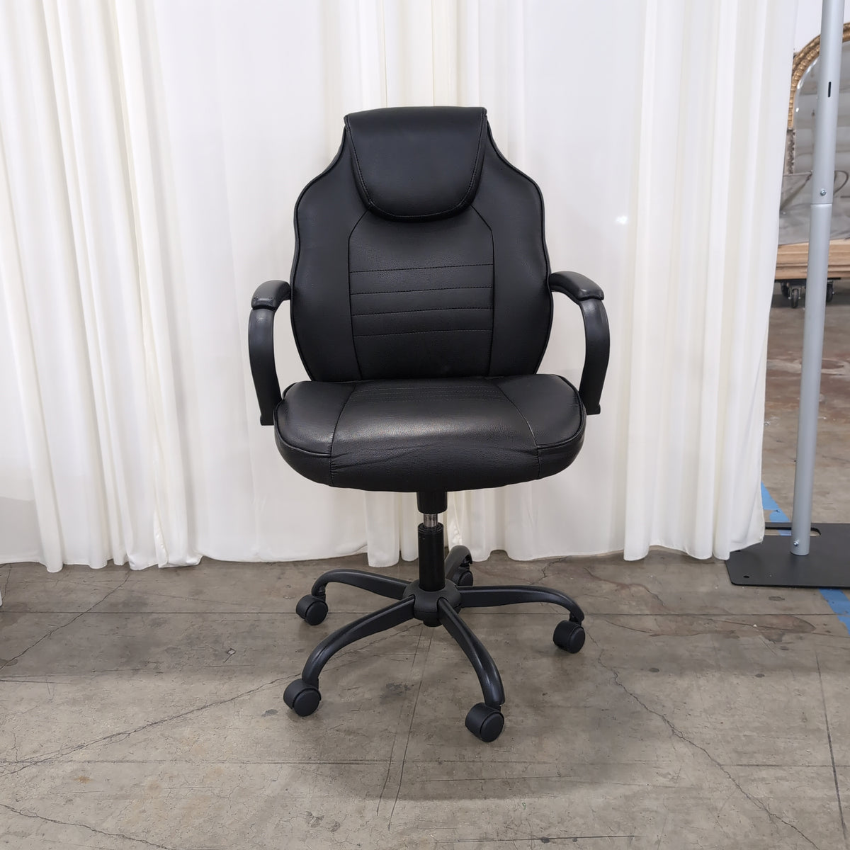 Black Faux Leather Swivel Office Chair with Padded Arms