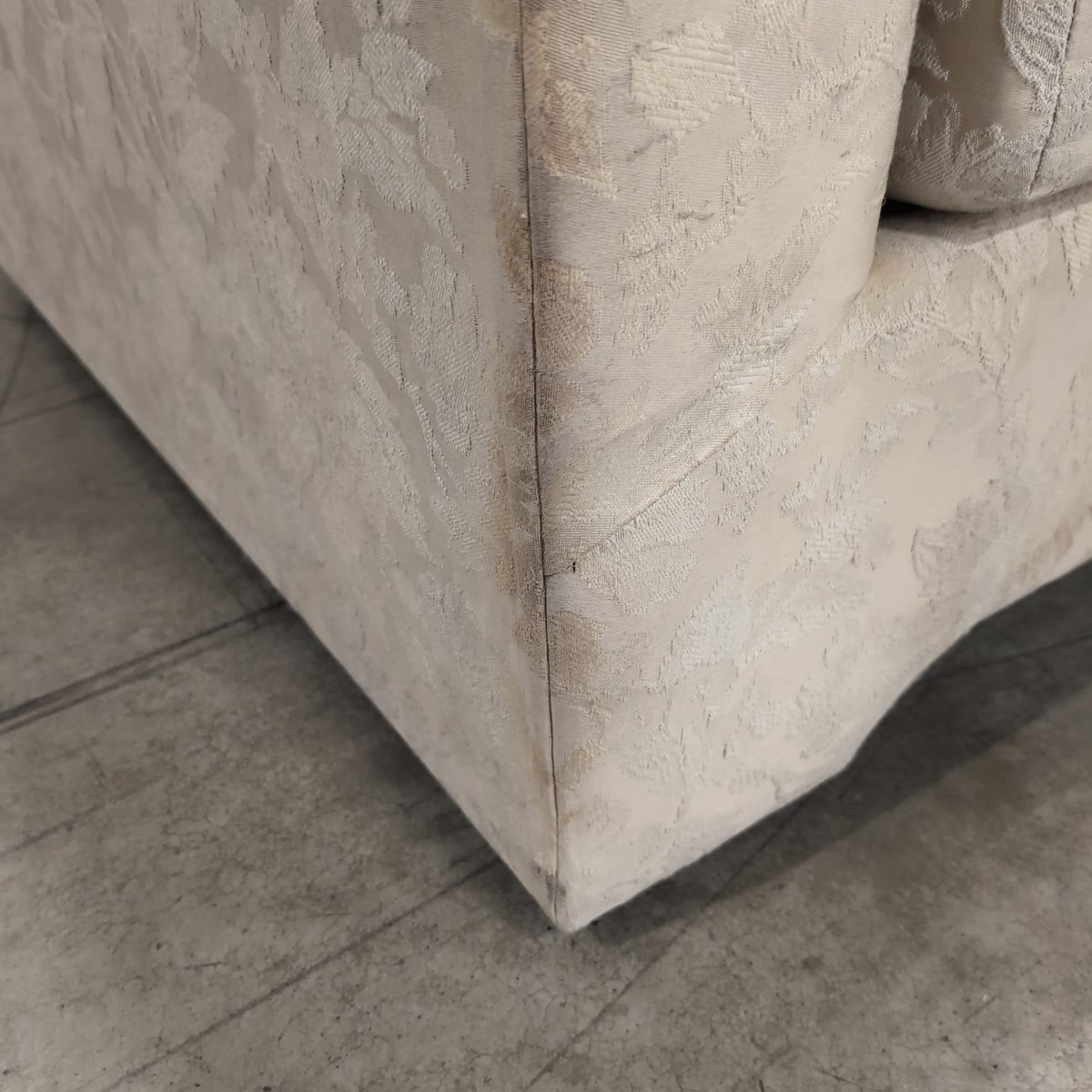 Beige Floral Pattern Rolled Arm Couch