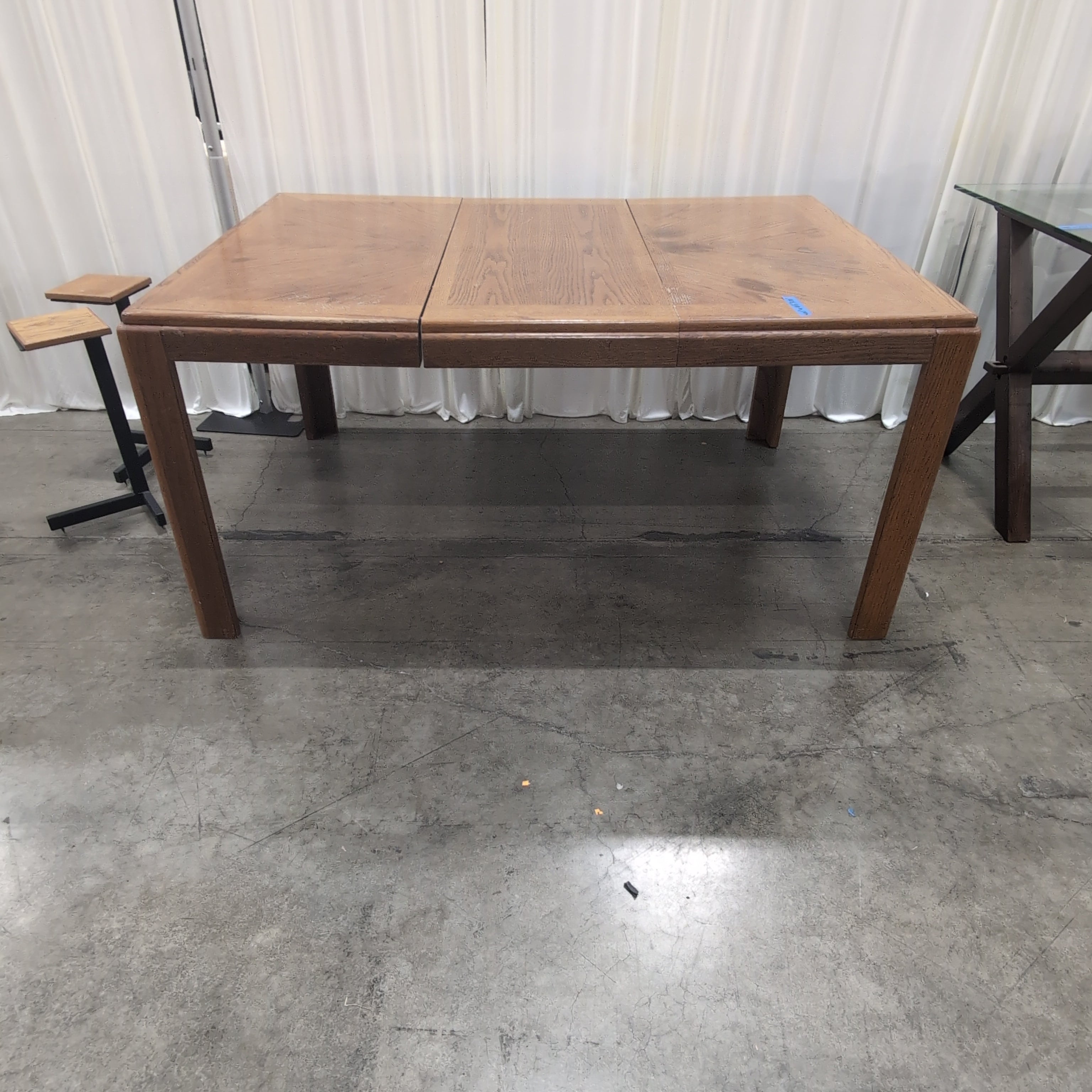 Light Brown Wood Extendable Dining Table with Leaves