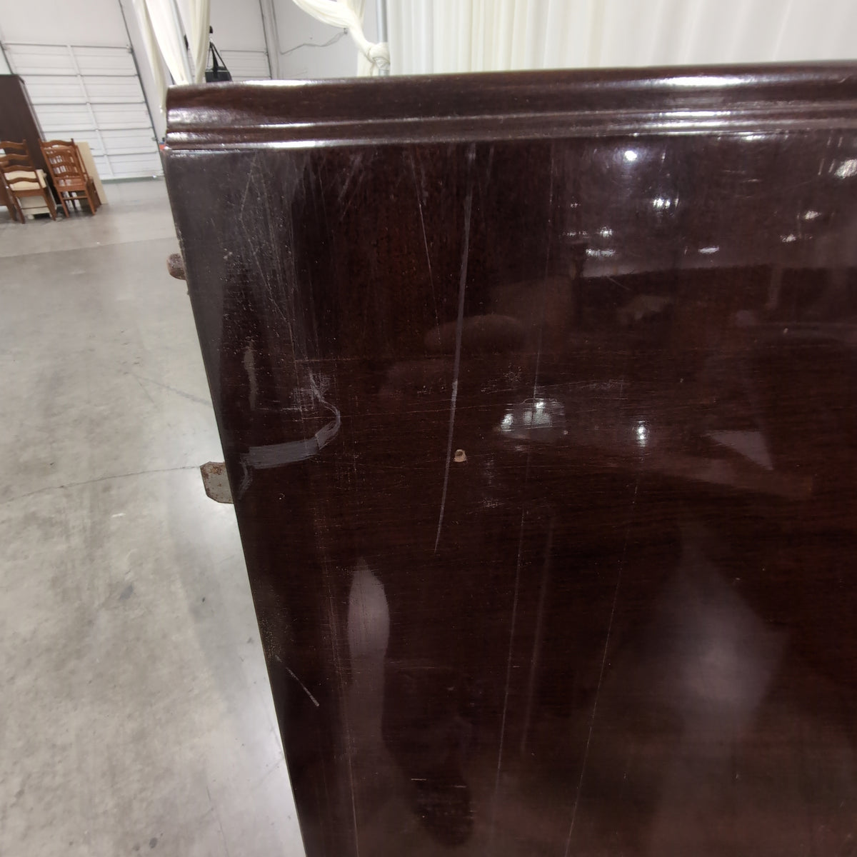 Traditional Dark Wood Oval Dining Table with Pedestal Bases