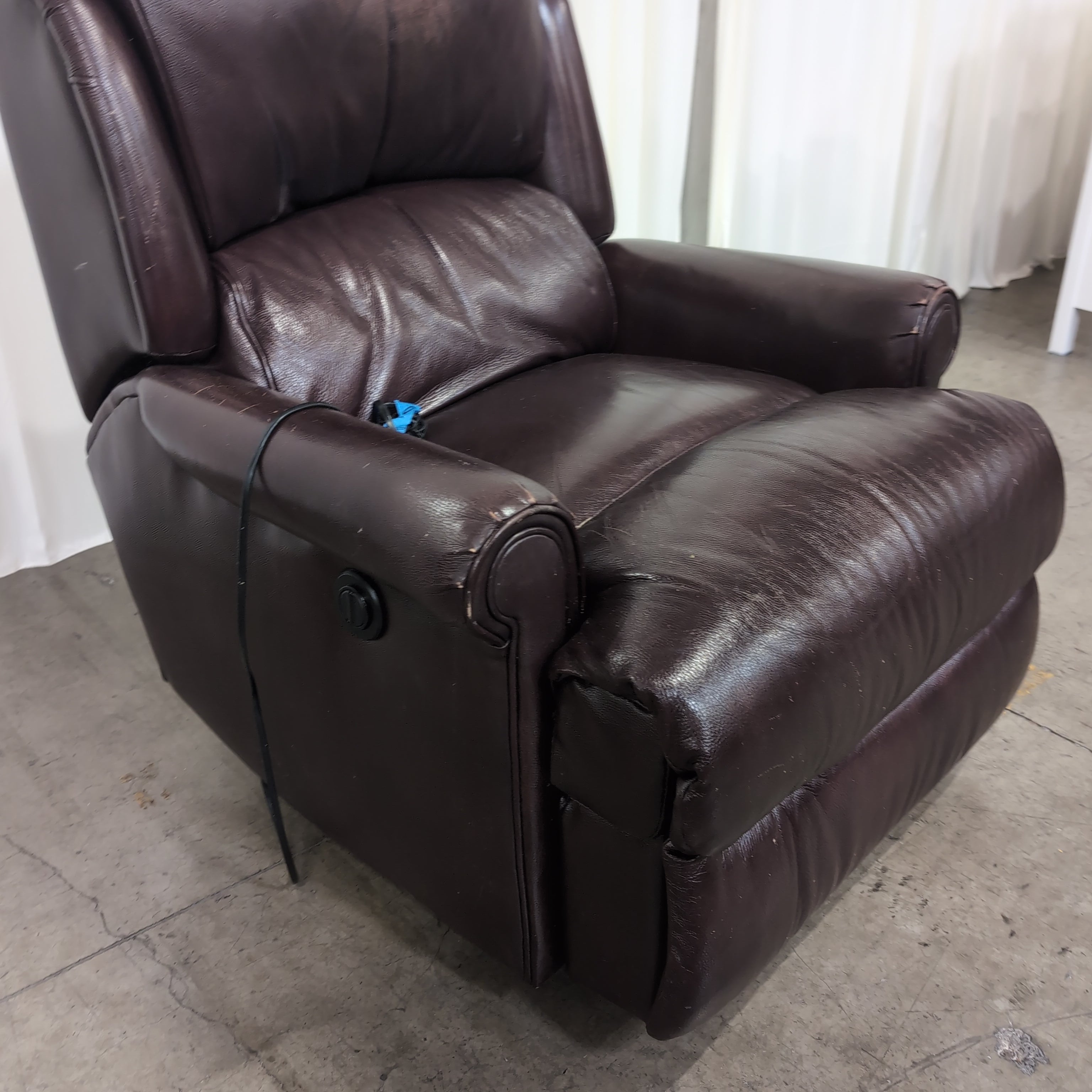Plush Dark Brown Power Recliner in Leather