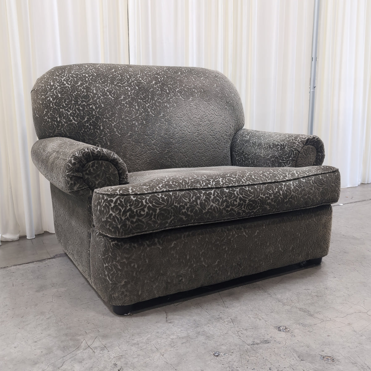 Traditional Sage Green Patterned Velvet Club Chair