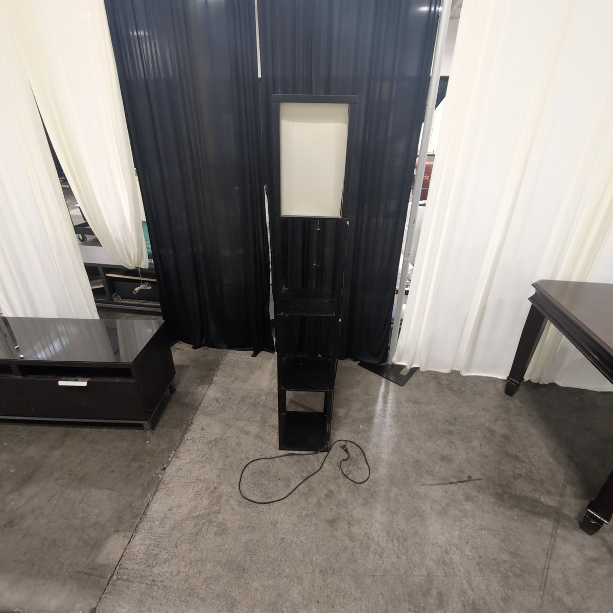 Black Metal Floor Lamp with Integrated Shelves