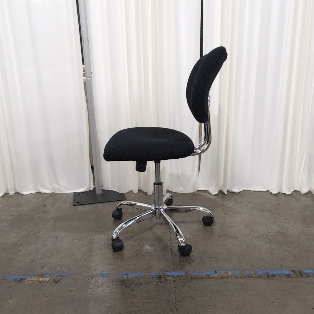 Black Ergonomic Kneeling Chair with Adjustable Frame