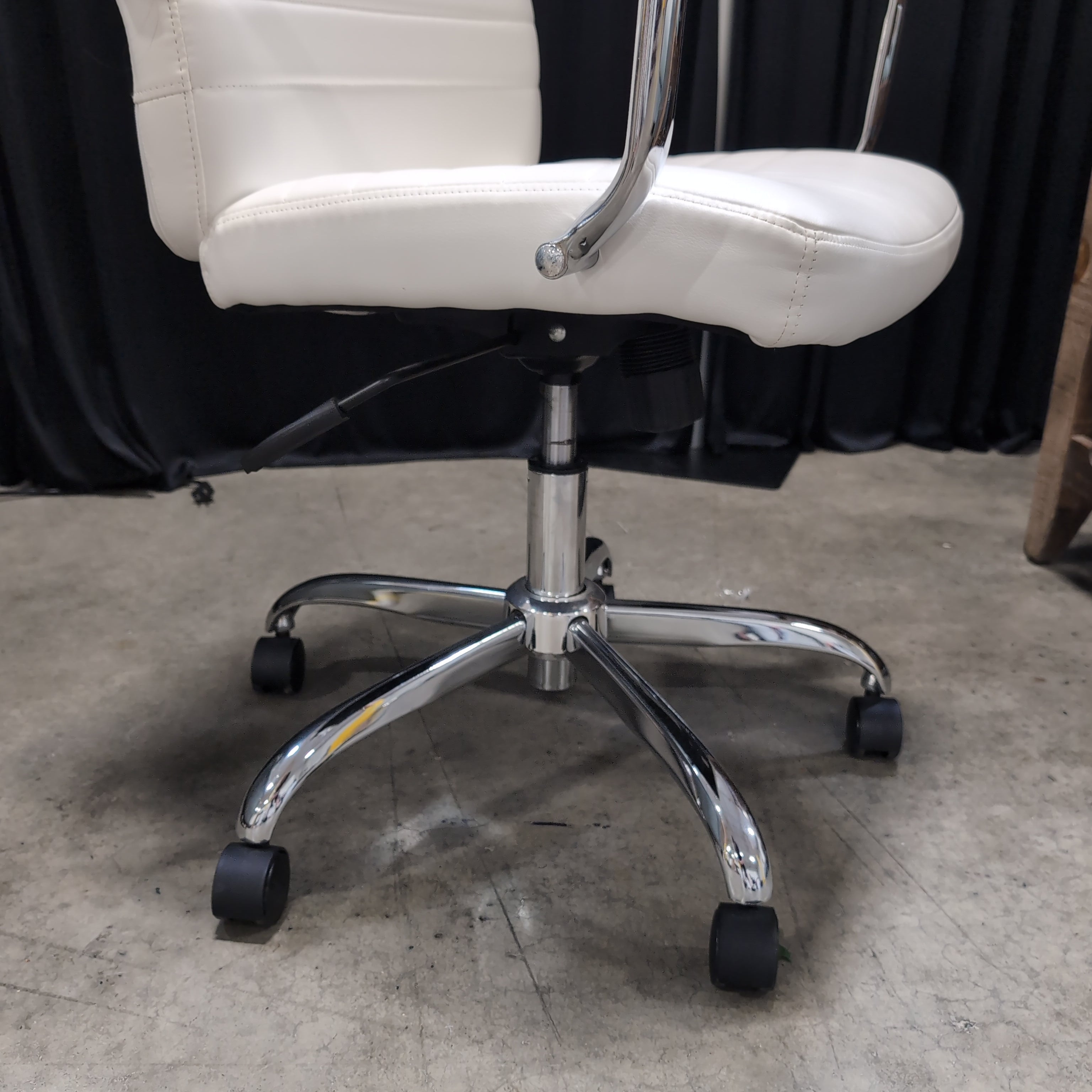 Cream Quilted Faux Leather Swivel Office Chair