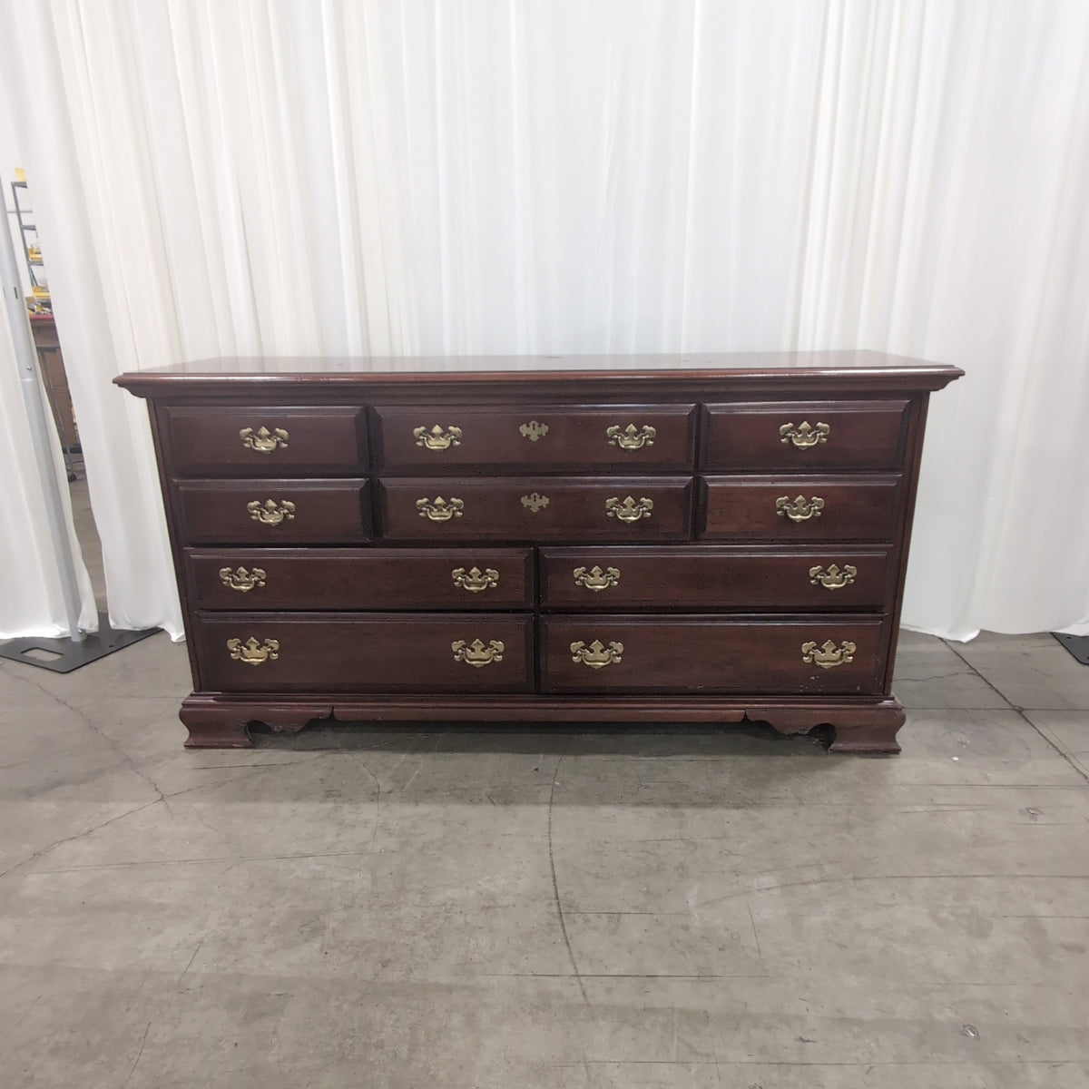 Cherry Finish Traditional Eight-Drawer Dresser