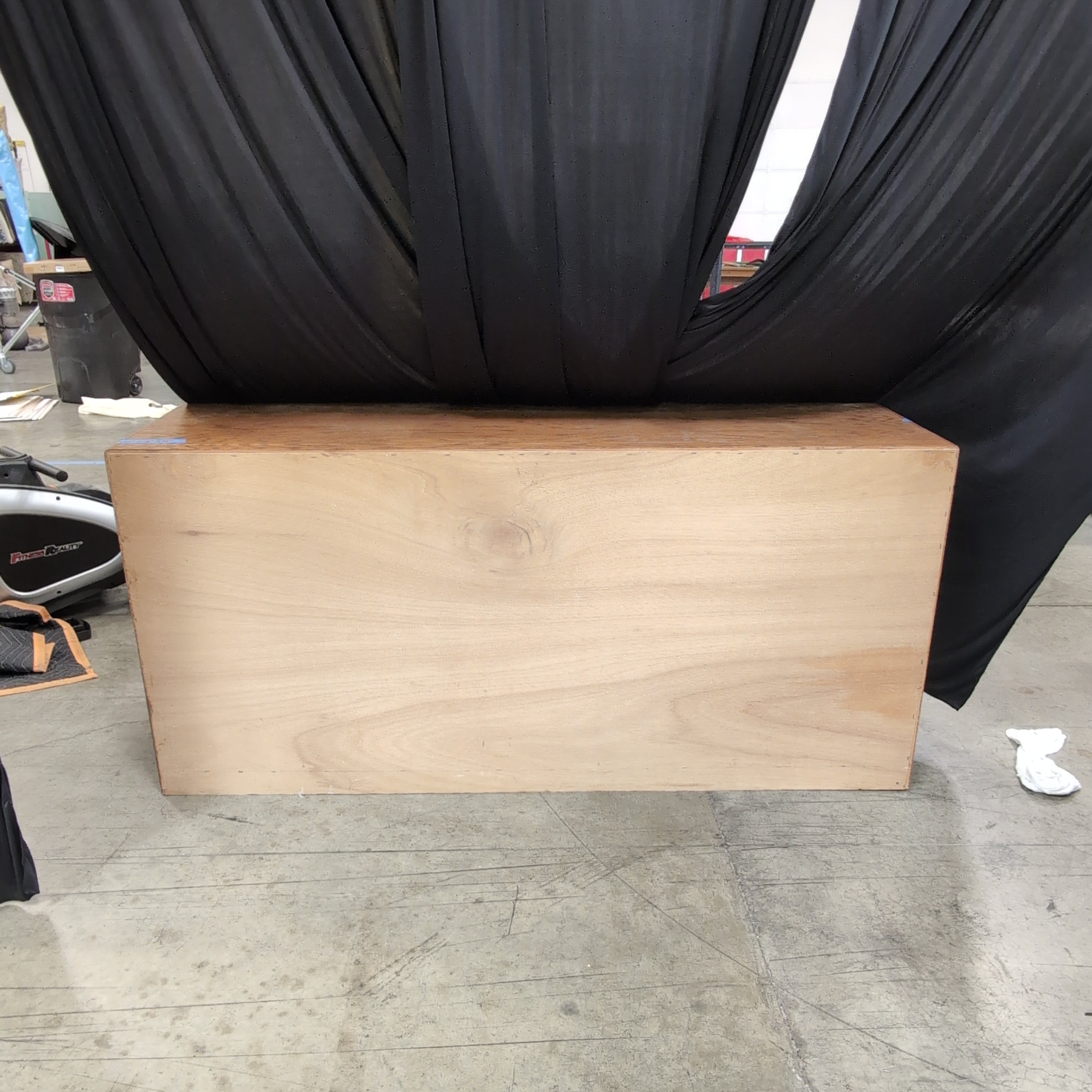 Light Brown Oak Grain Six-Drawer Dresser