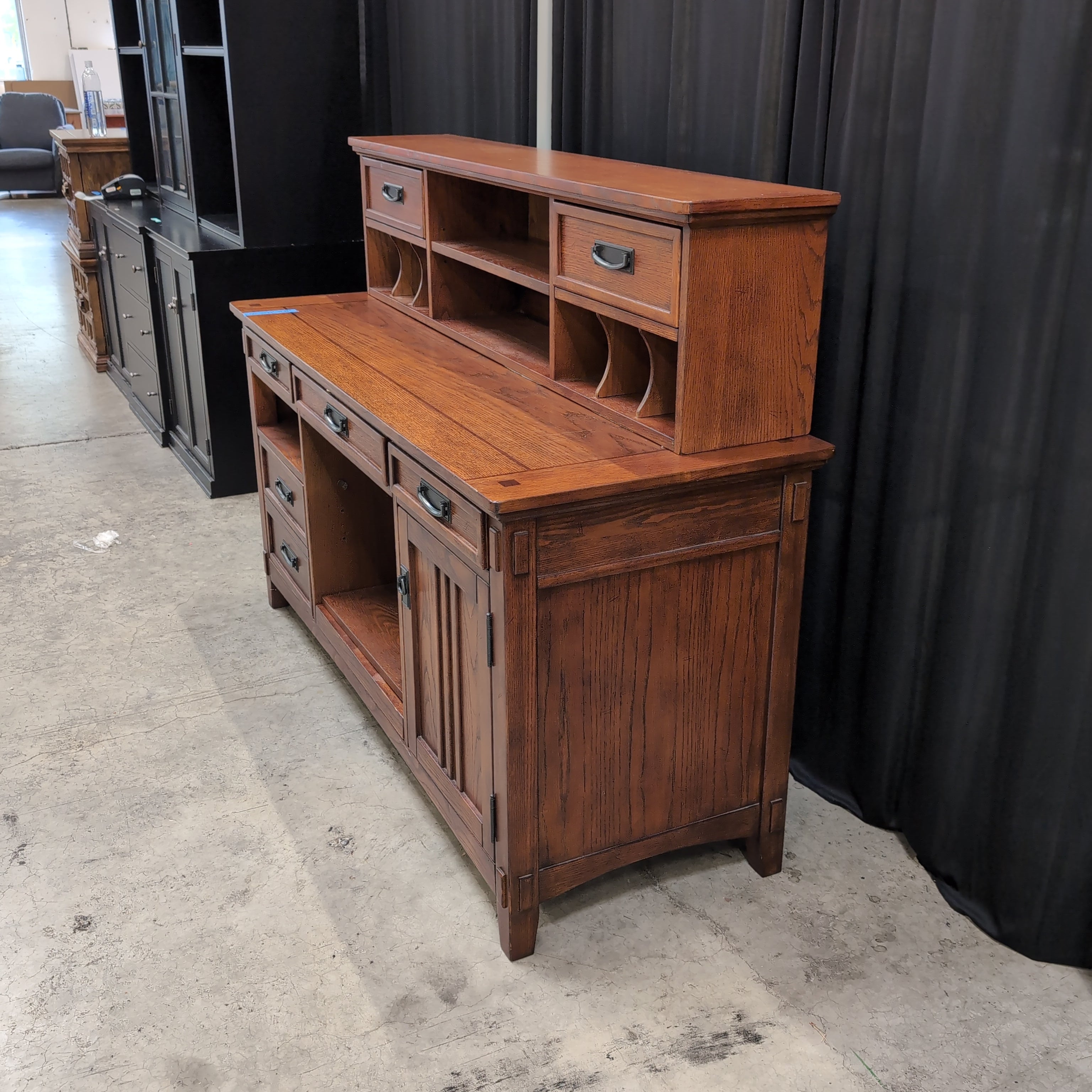 Traditional Reddish Brown Wood Desk with Hutch Storage