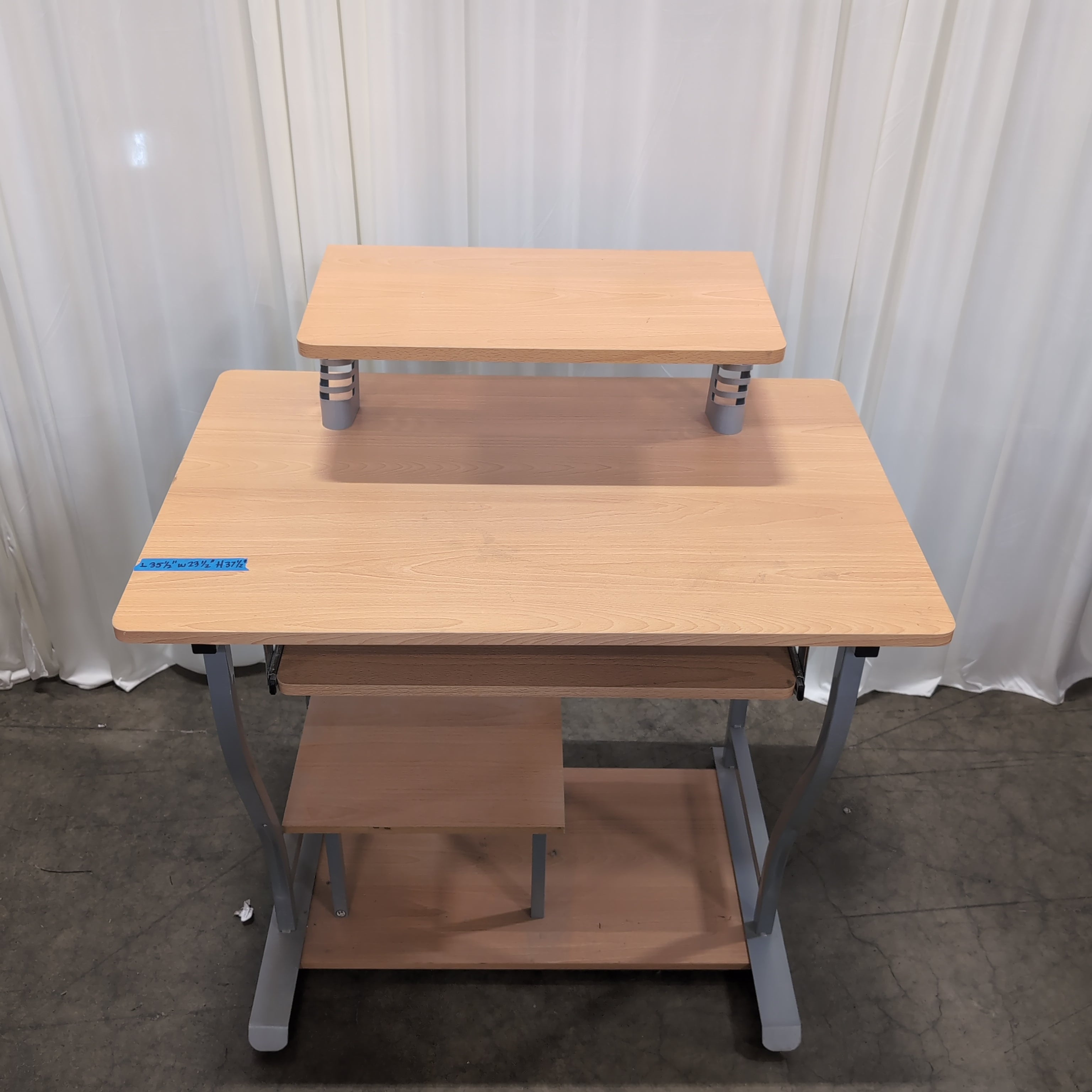 Light Wood-Look Computer Desk with Keyboard Tray