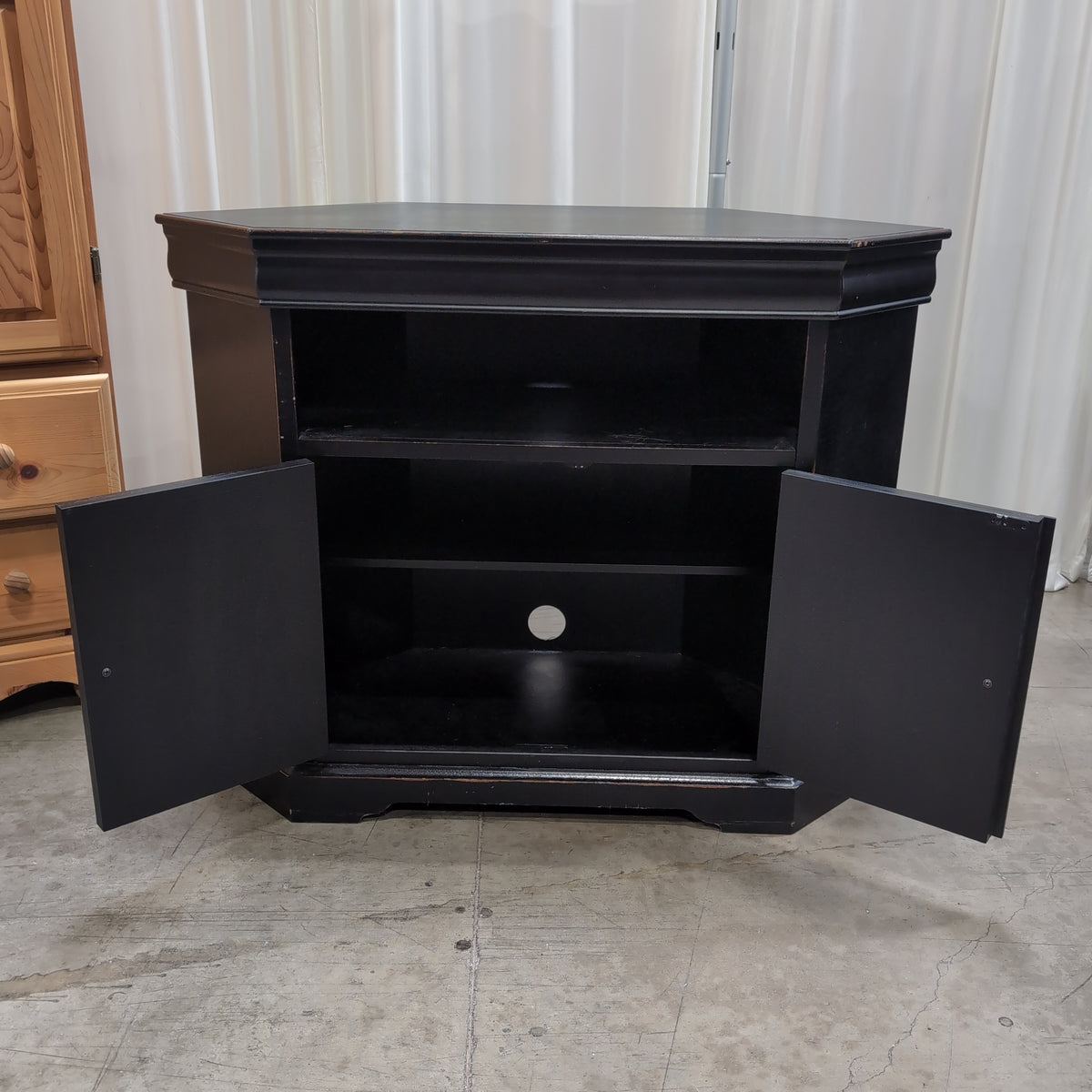 Black Corner TV Stand with Cabinet Doors