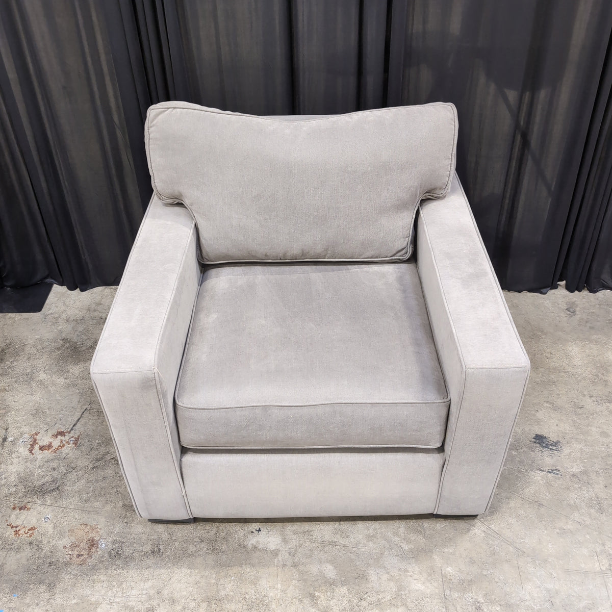 Light Gray Fabric Upholstered Armchair with Track Arms