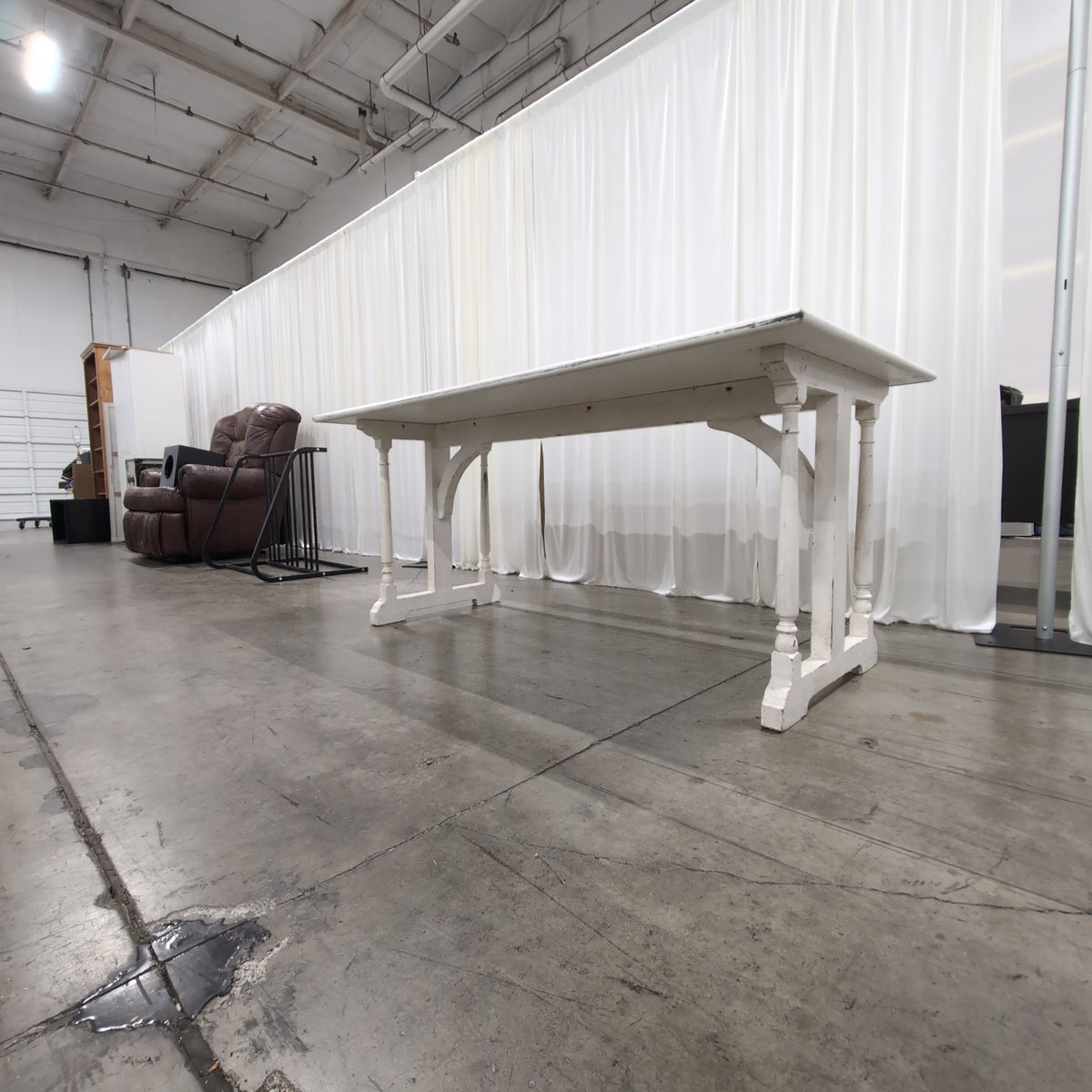 White Farmhouse Style Wood Dining Table in Painted Finish