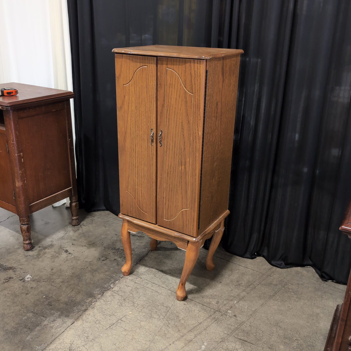 Oak Wood Two-Door Audio Cabinet with Cabriole Legs