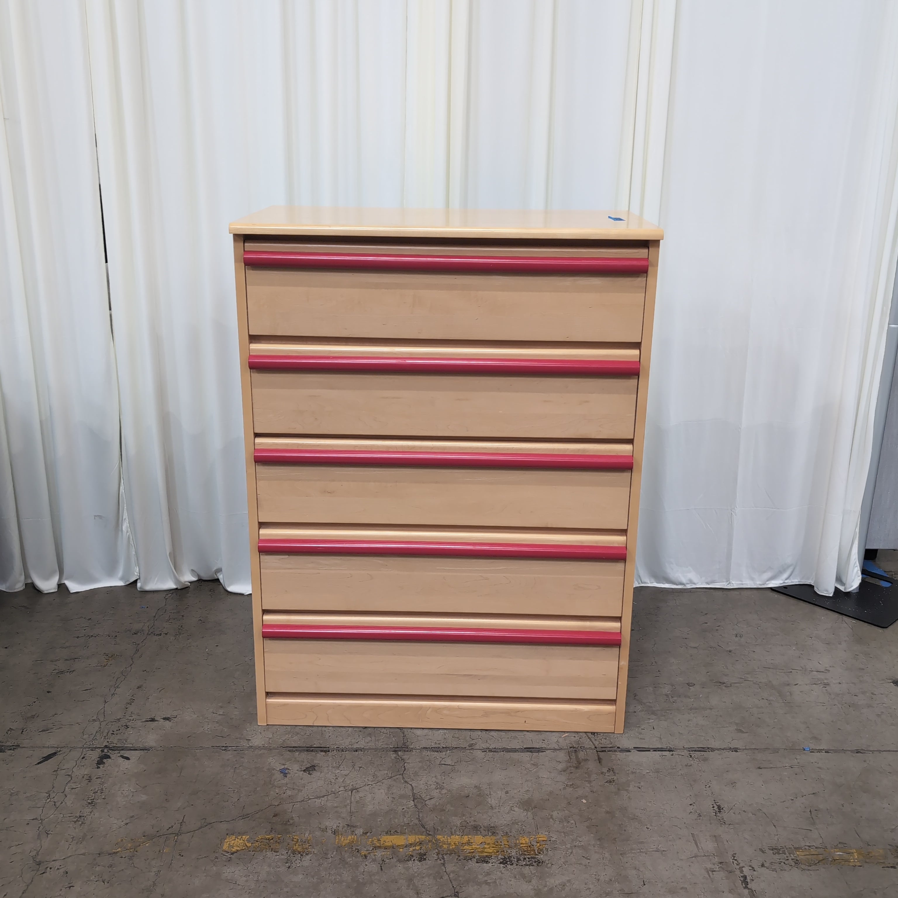 Light Wood Five-Drawer Dresser with Red Handles