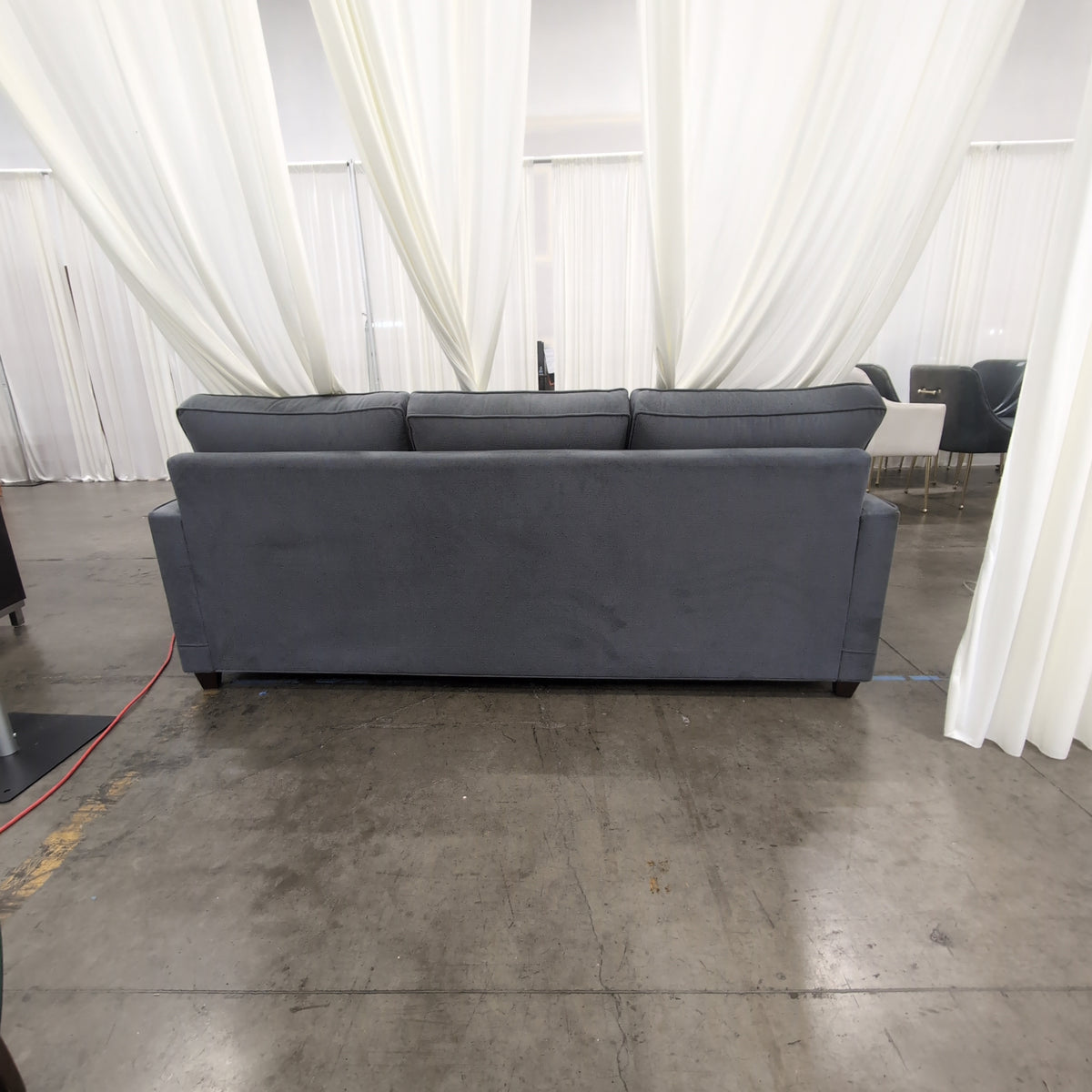 Pacific Furniture Industries Grey L-Shaped Fabric Sectional Couch