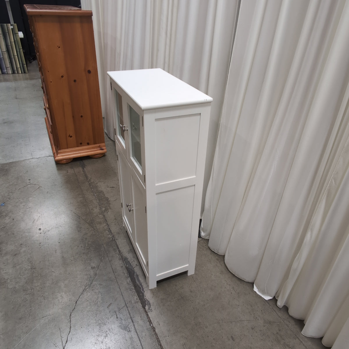 White Painted Wood Storage Cabinet with Glass Doors