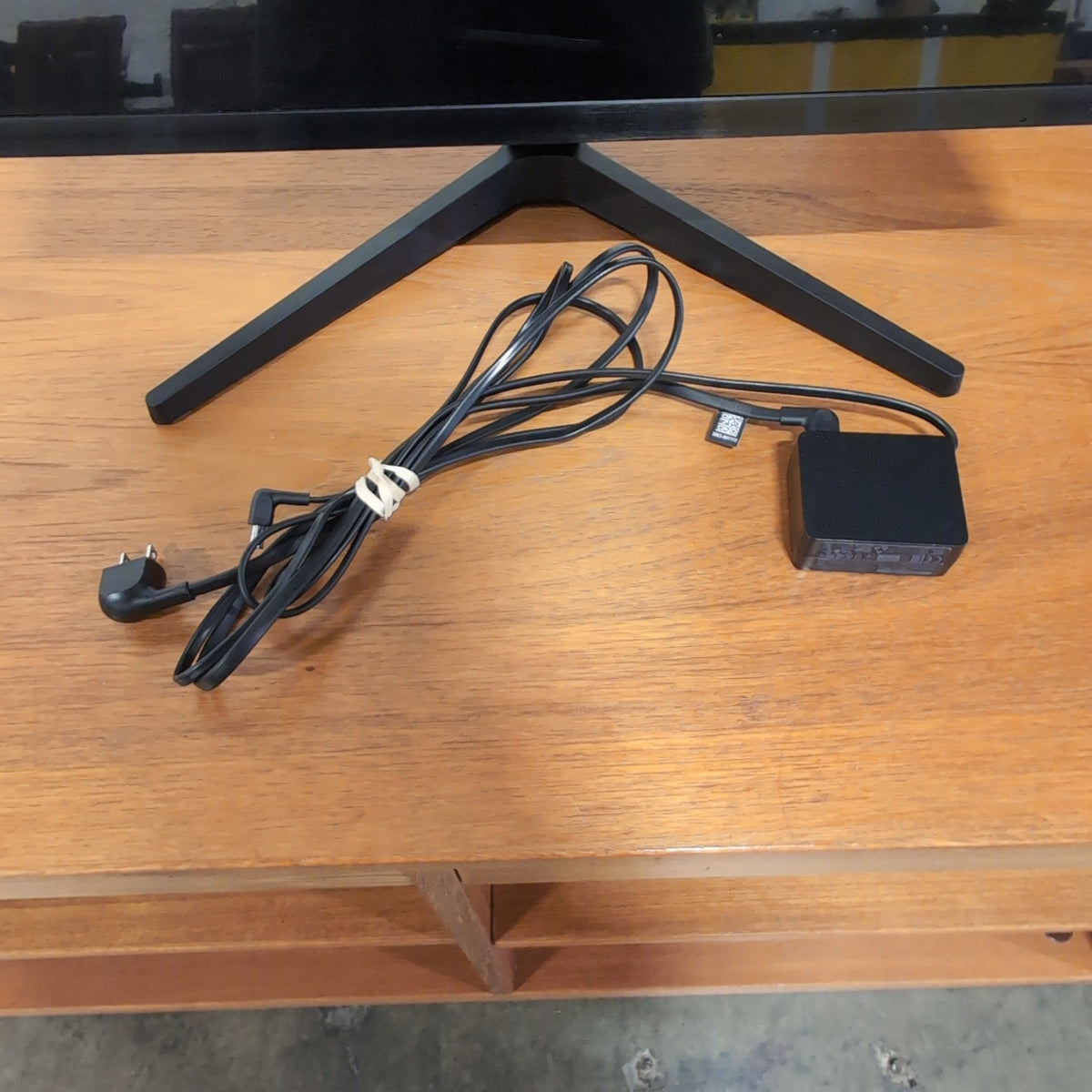 SAMSUNG Black Flat Screen Monitor