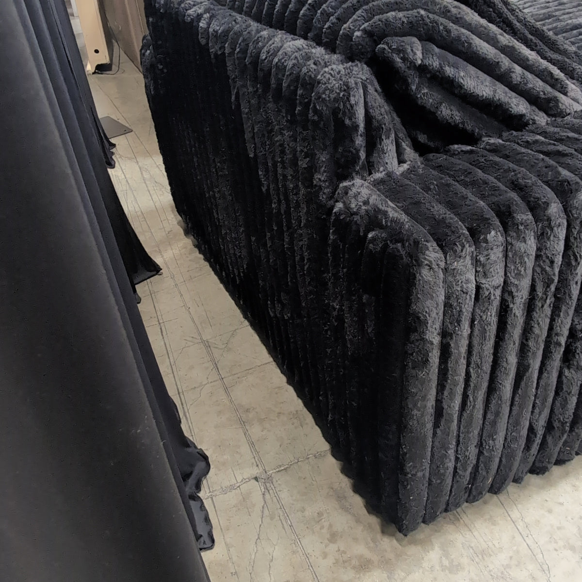 Plush Black Ribbed Fabric Sectional Couch