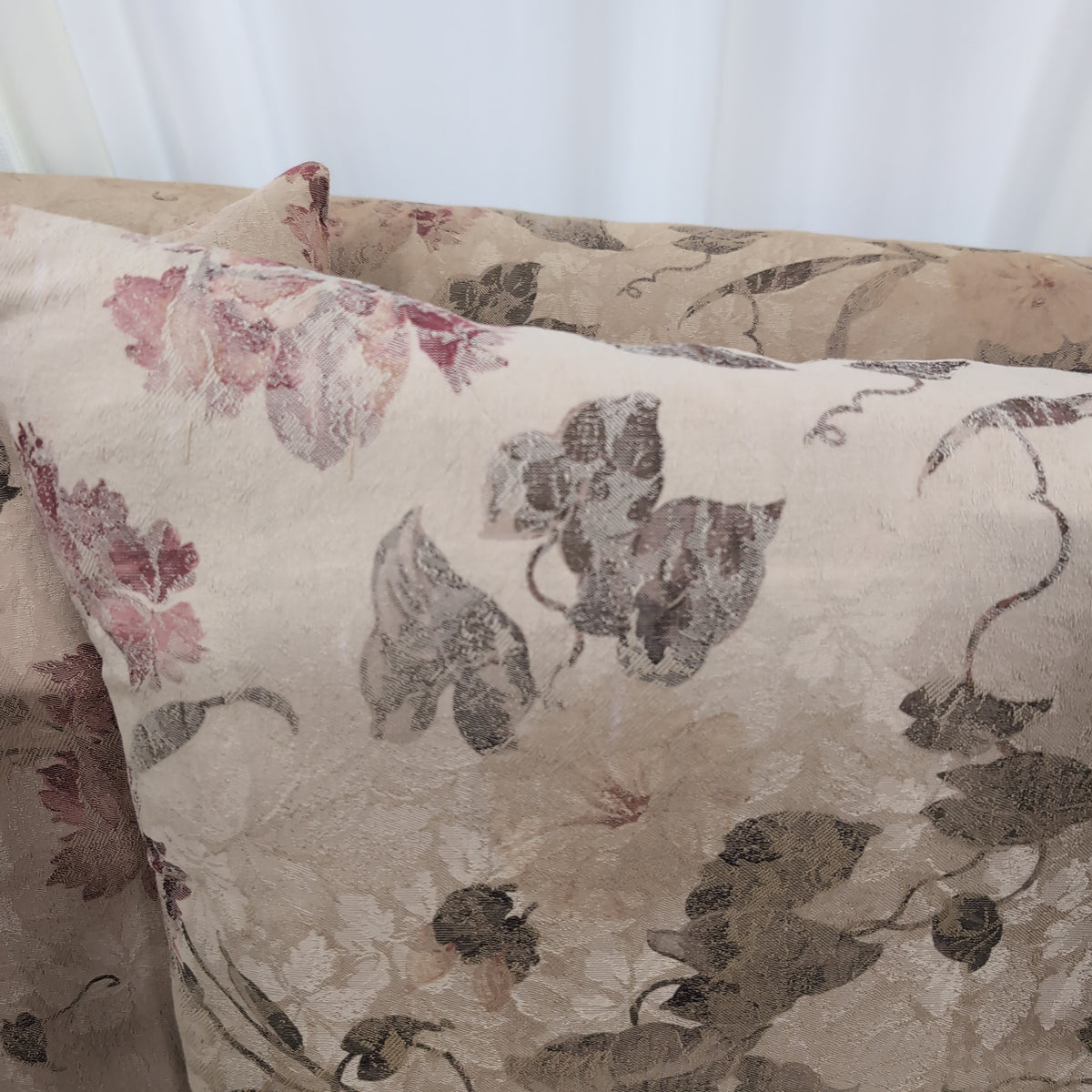 Traditional Floral Pattern Fabric Couch