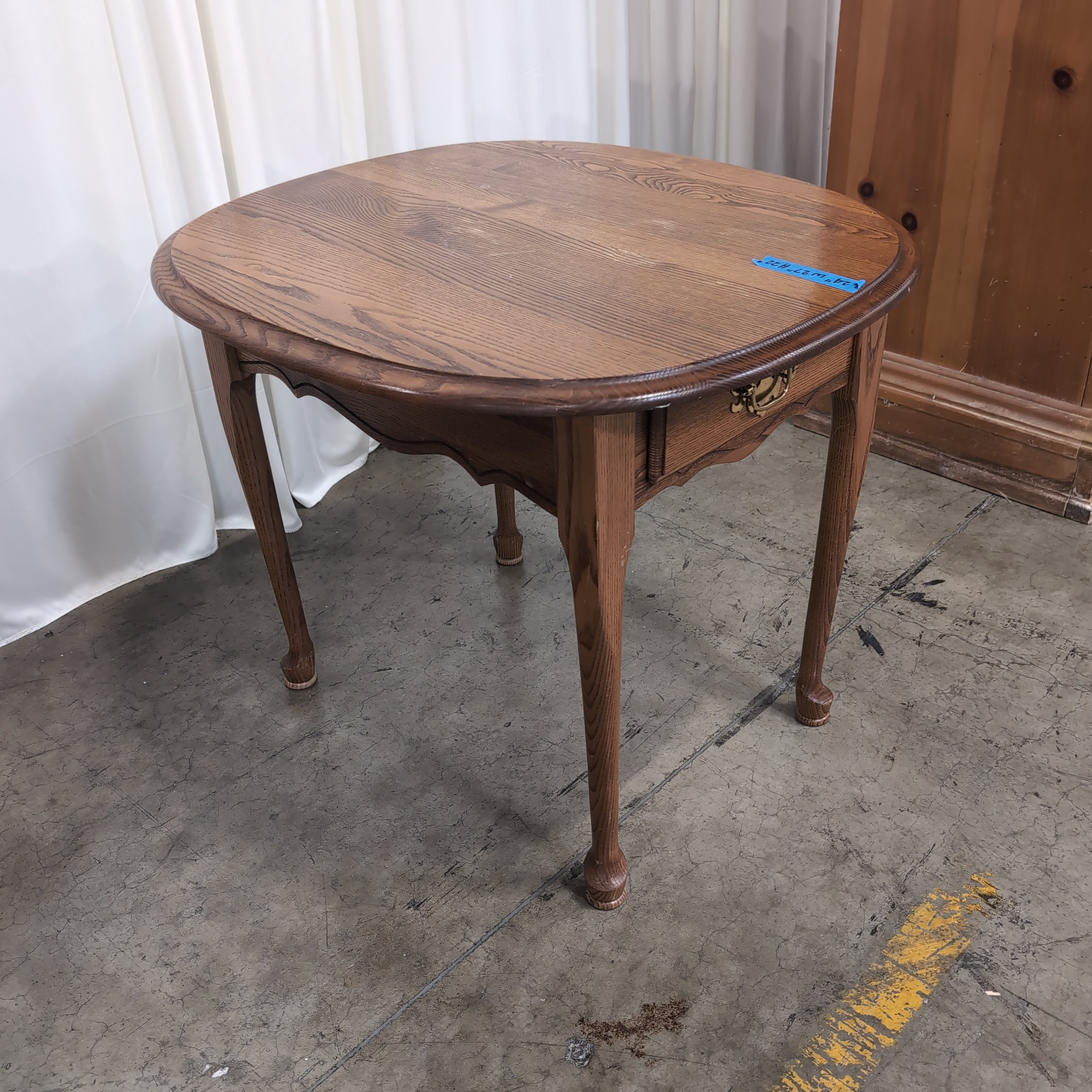 Traditional Oval Wood End Table with Drawer