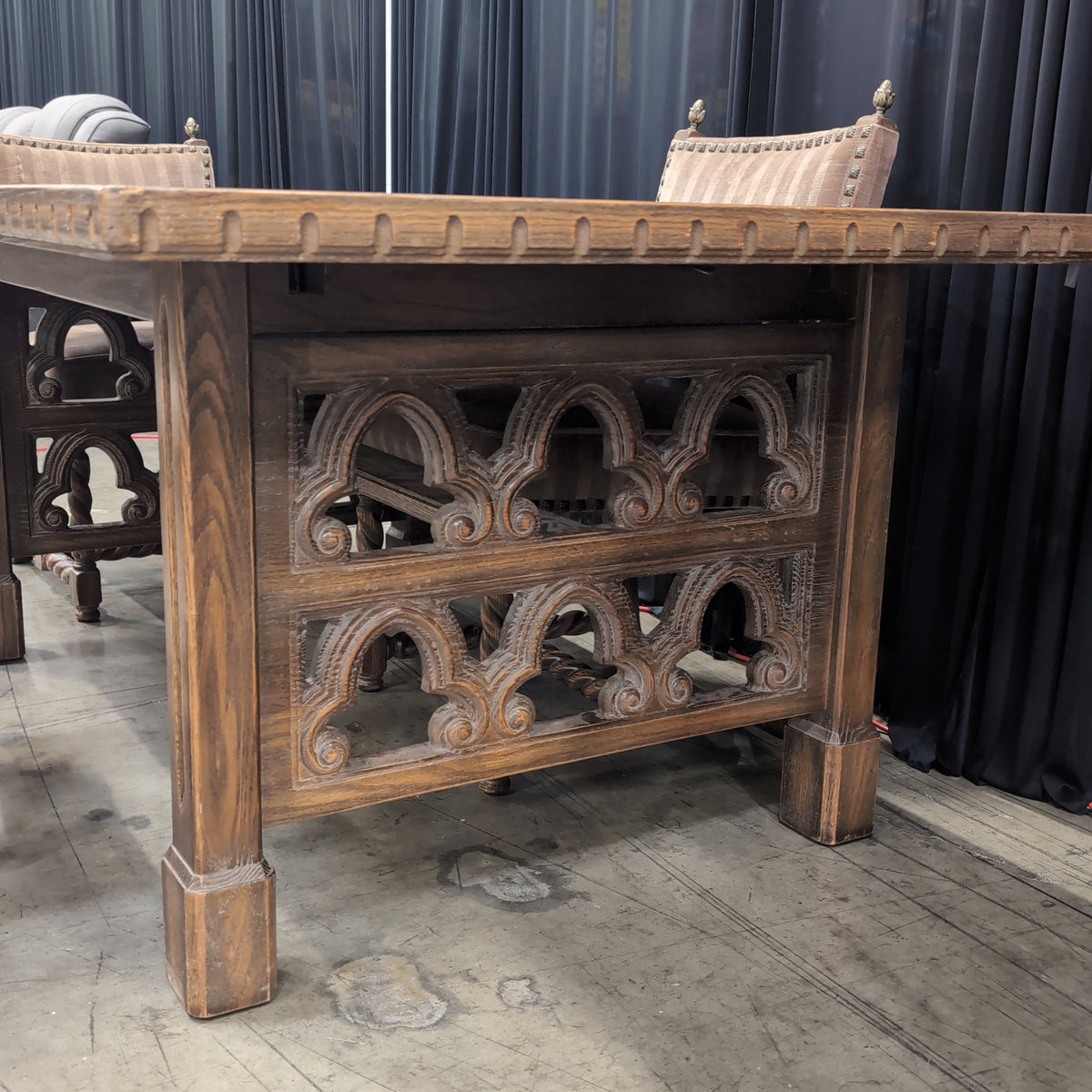 Traditional Dark Wood Dining Table with Carved Legs
