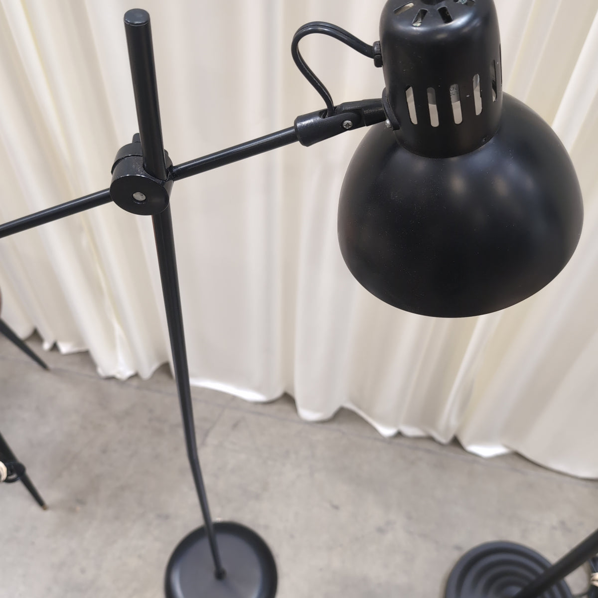 Black Metal Adjustable Floor Lamp