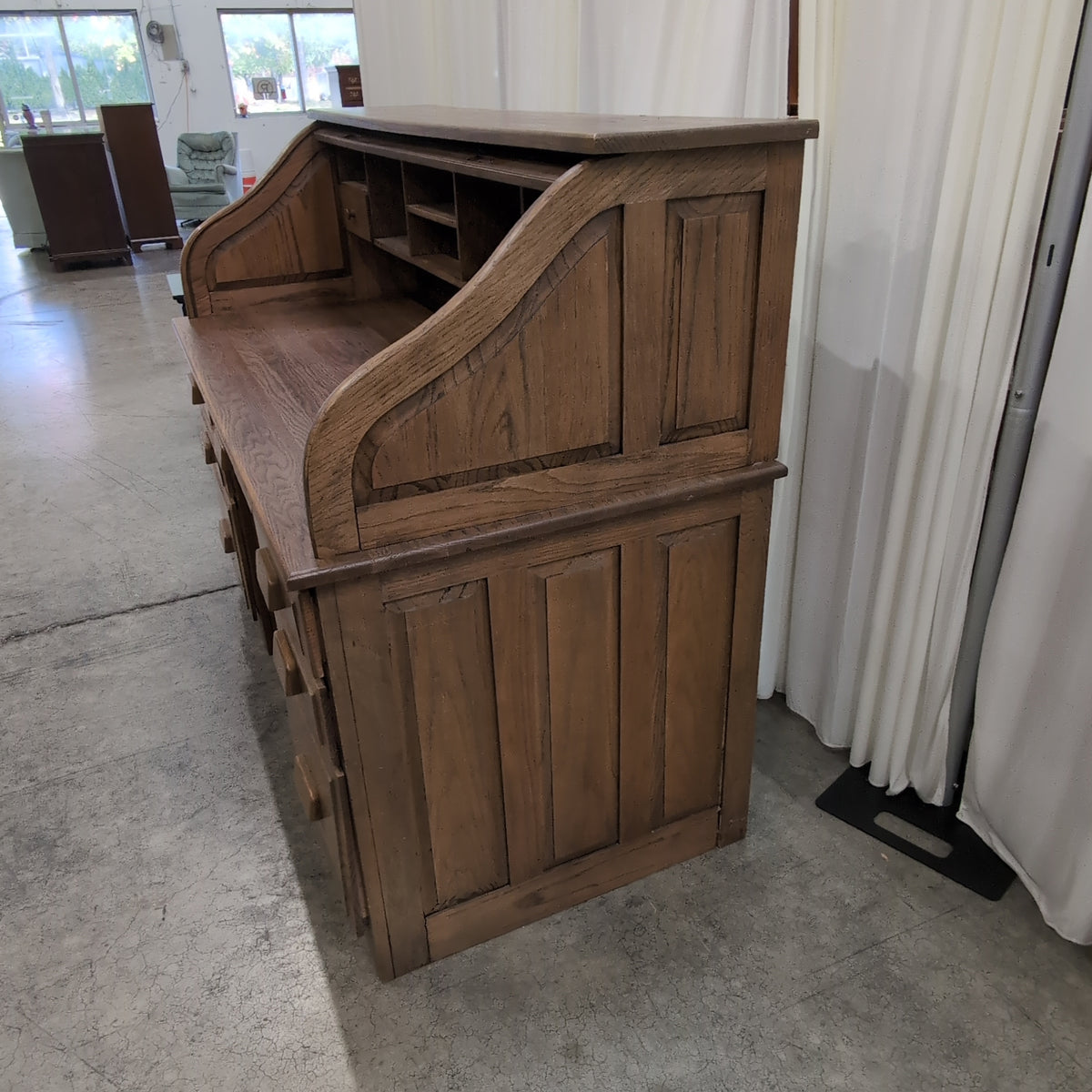 Traditional Oak Roll-Top Desk with Cubby Storage